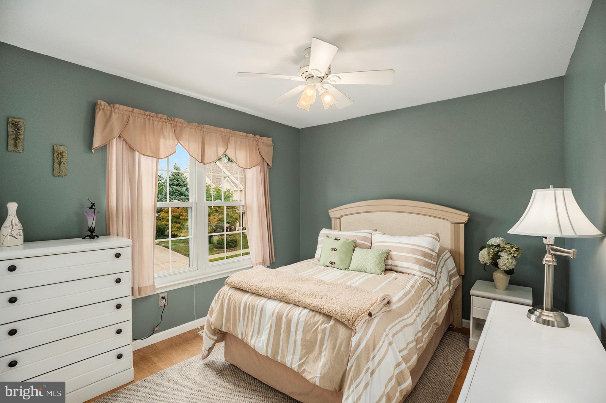 SOMERTON - Residential