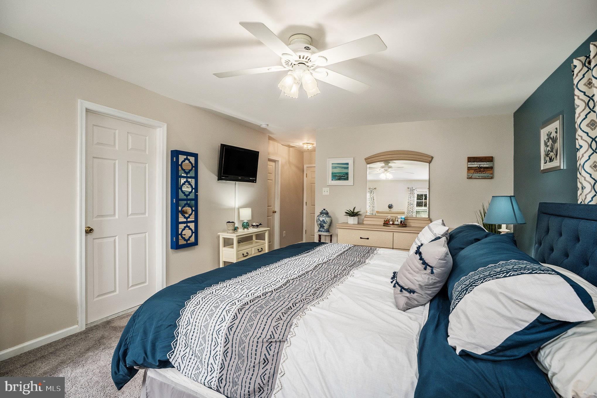 SOMERTON - Residential