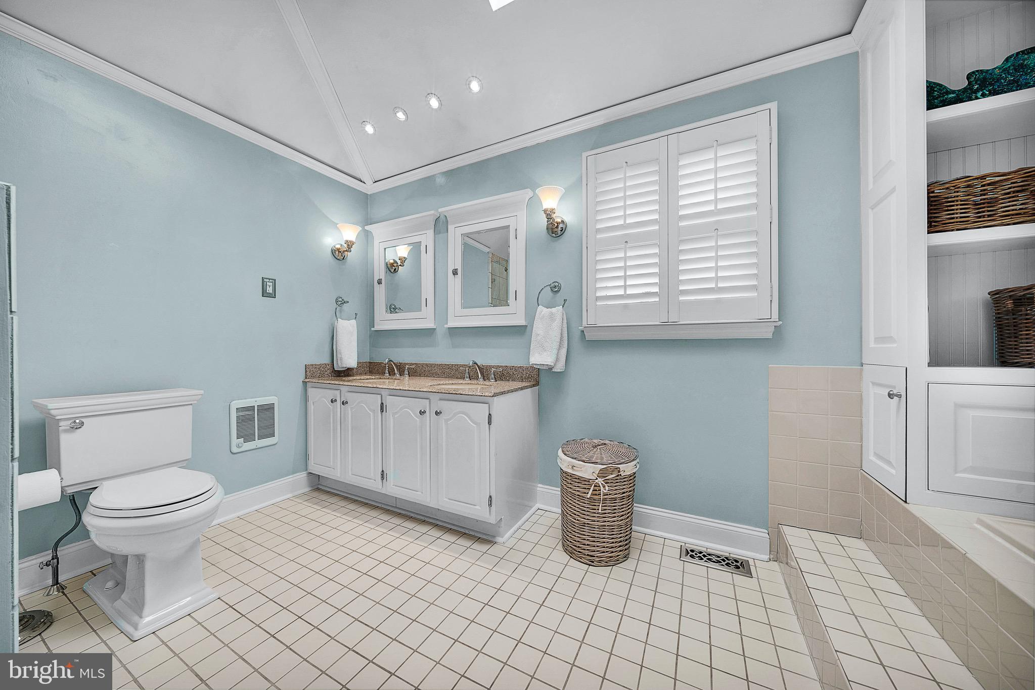 HIGHSPIRE - Residential