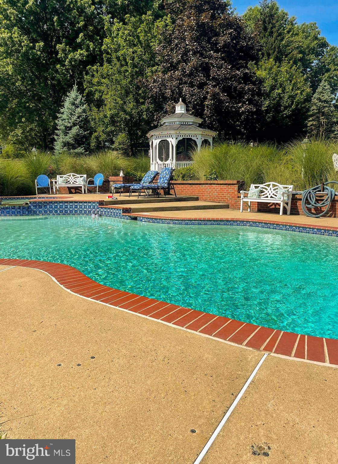 HIGHSPIRE - Residential