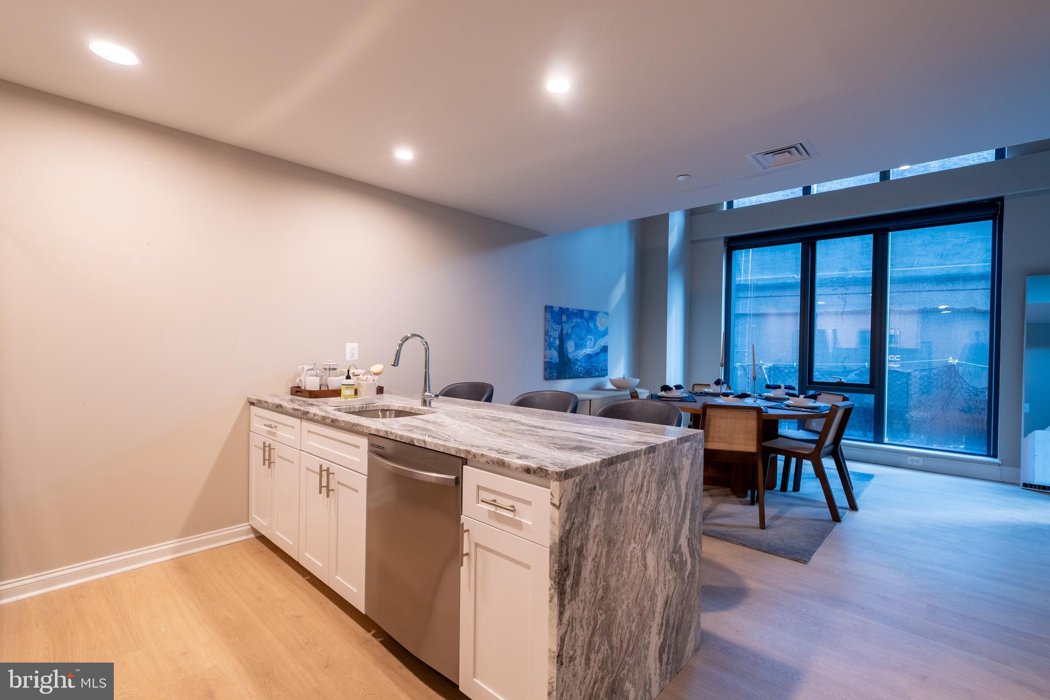 LOGAN SQUARE - Residential Lease