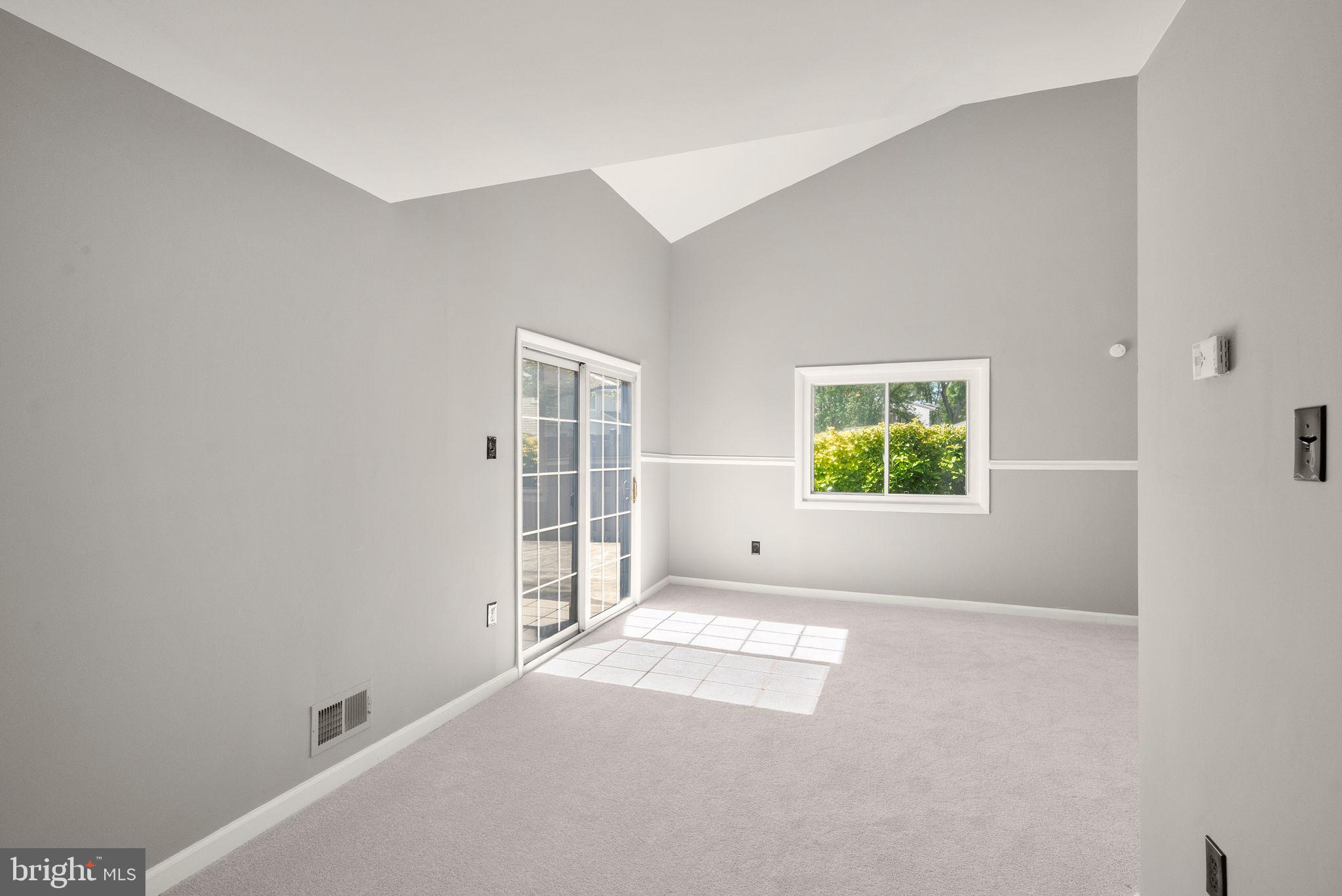 SUGARLAND RUN - Residential