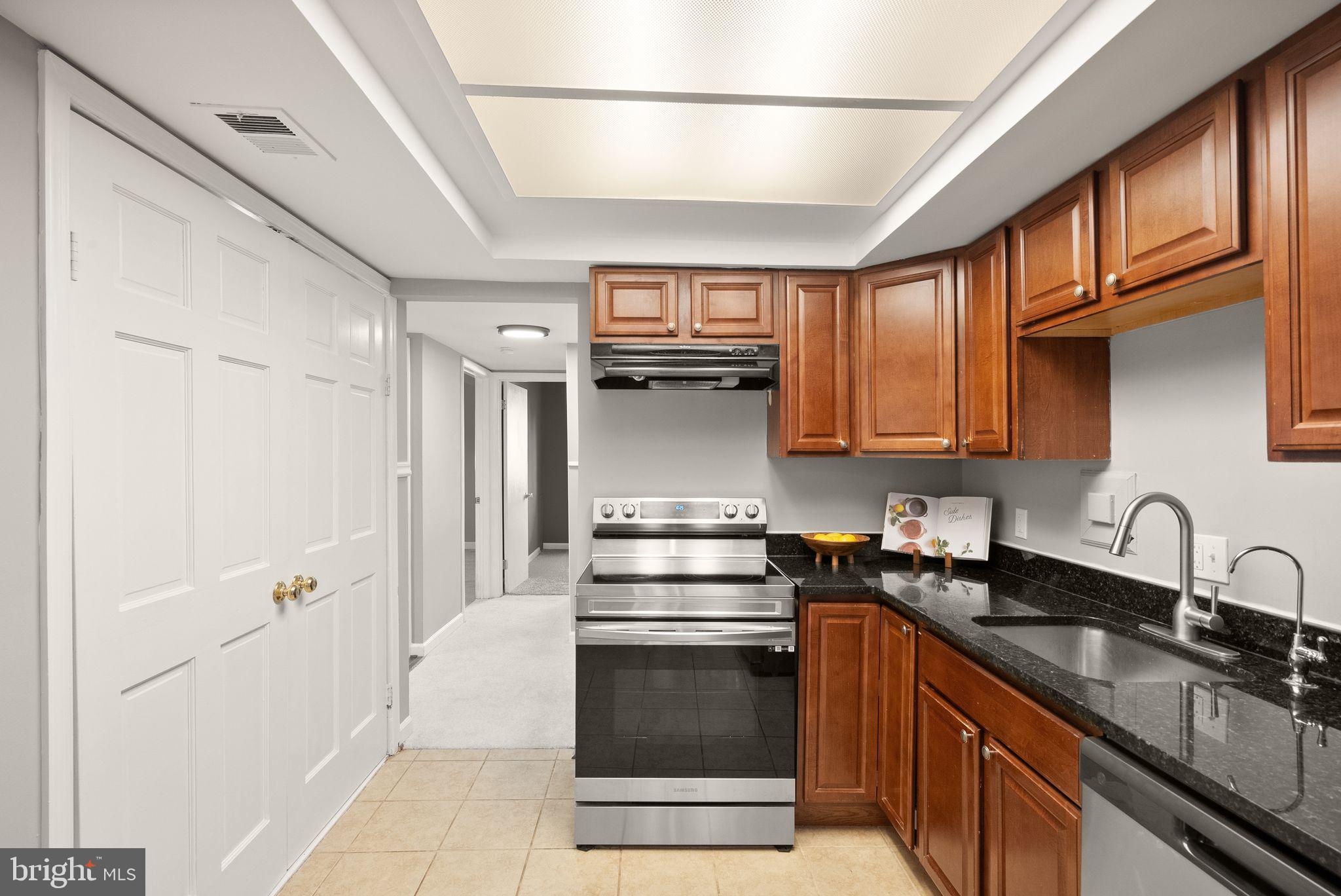 SUGARLAND RUN - Residential