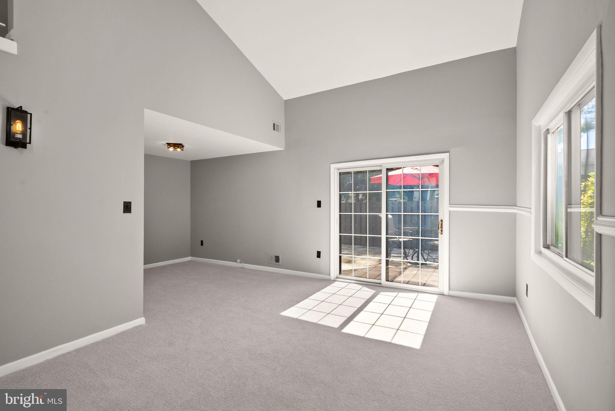 SUGARLAND RUN - Residential