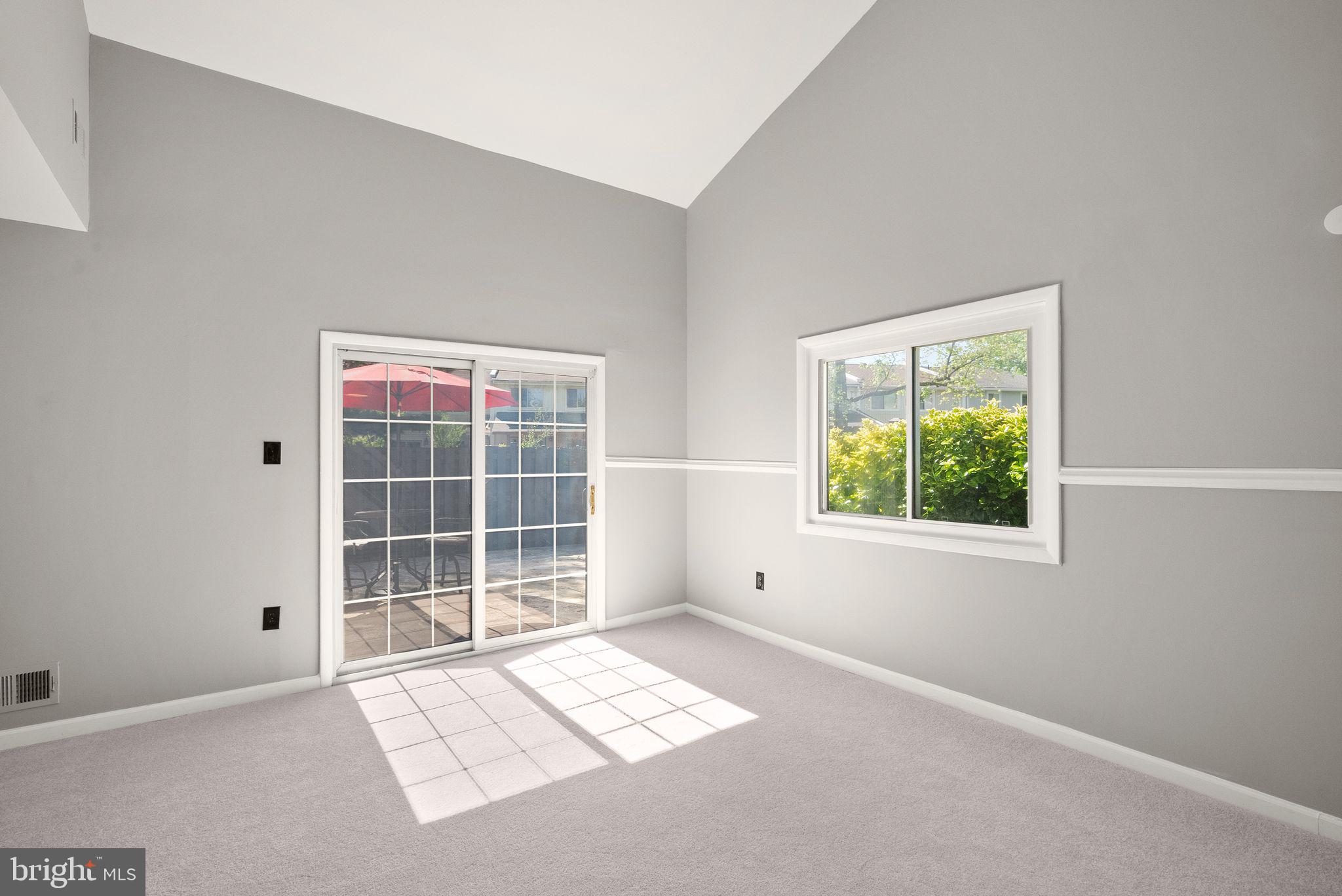 SUGARLAND RUN - Residential
