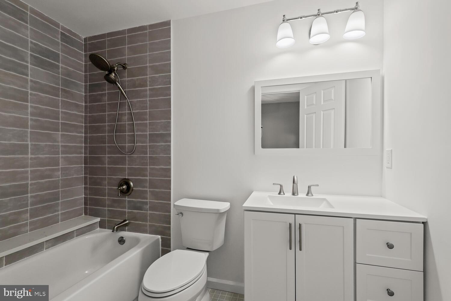 RIDGELYS CHOICE - Residential