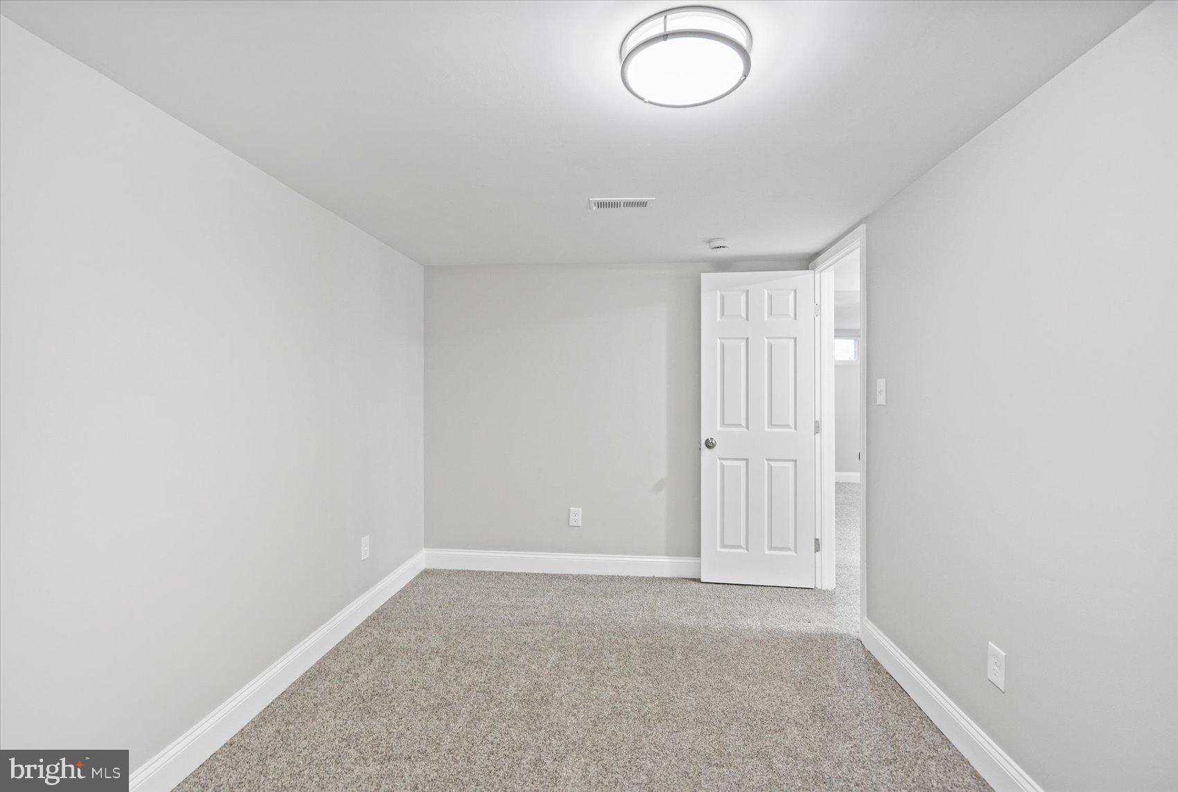 WOODMERE - Residential