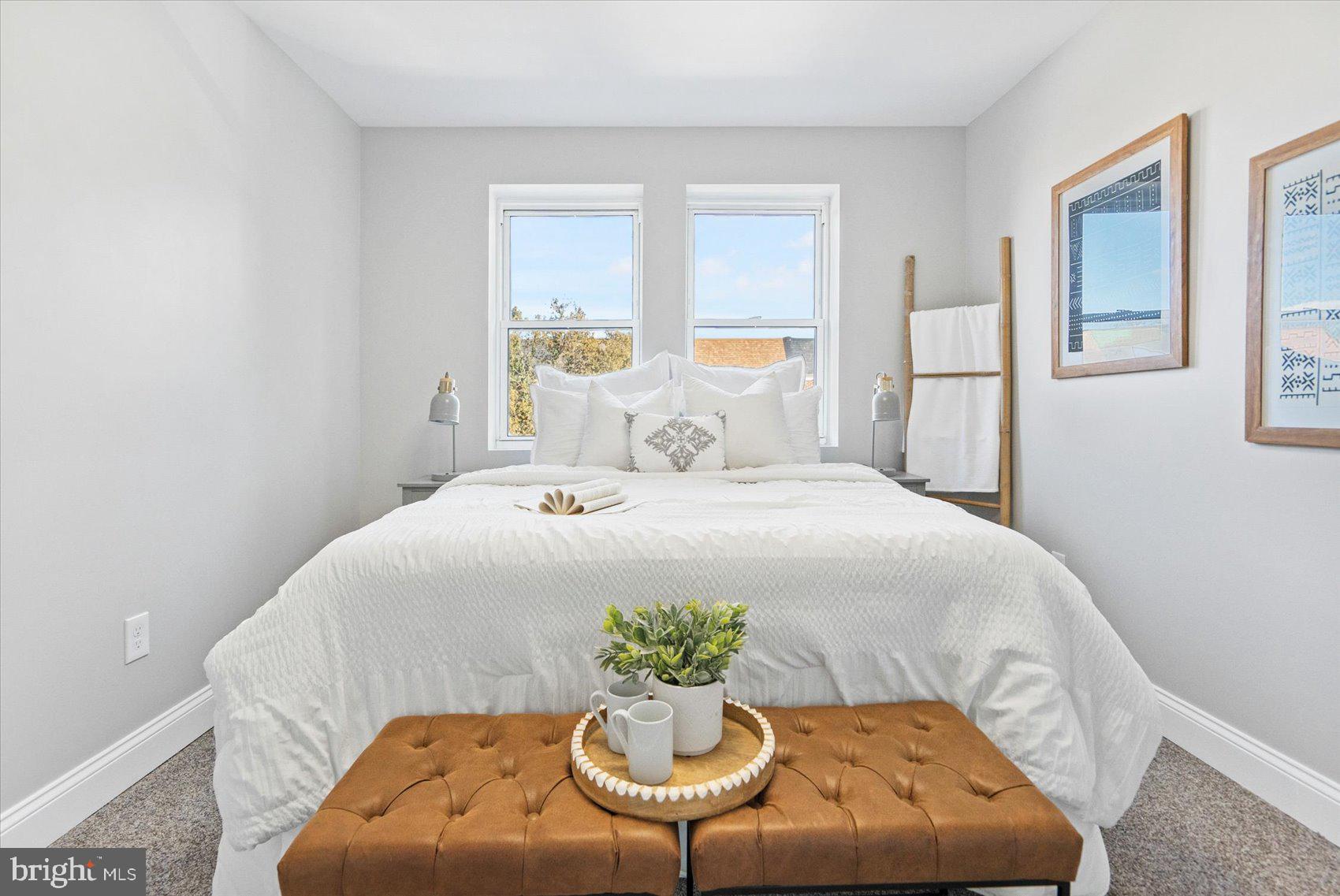 WOODMERE - Residential