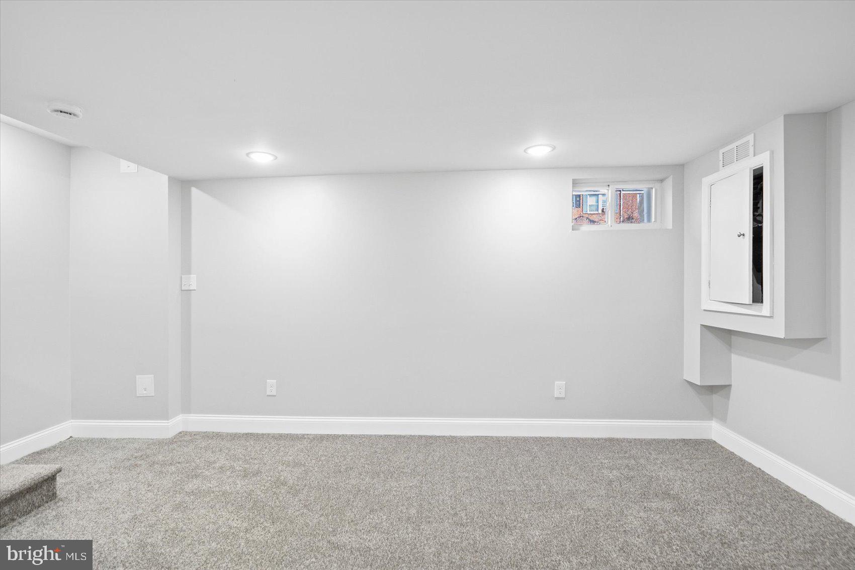 WOODMERE - Residential