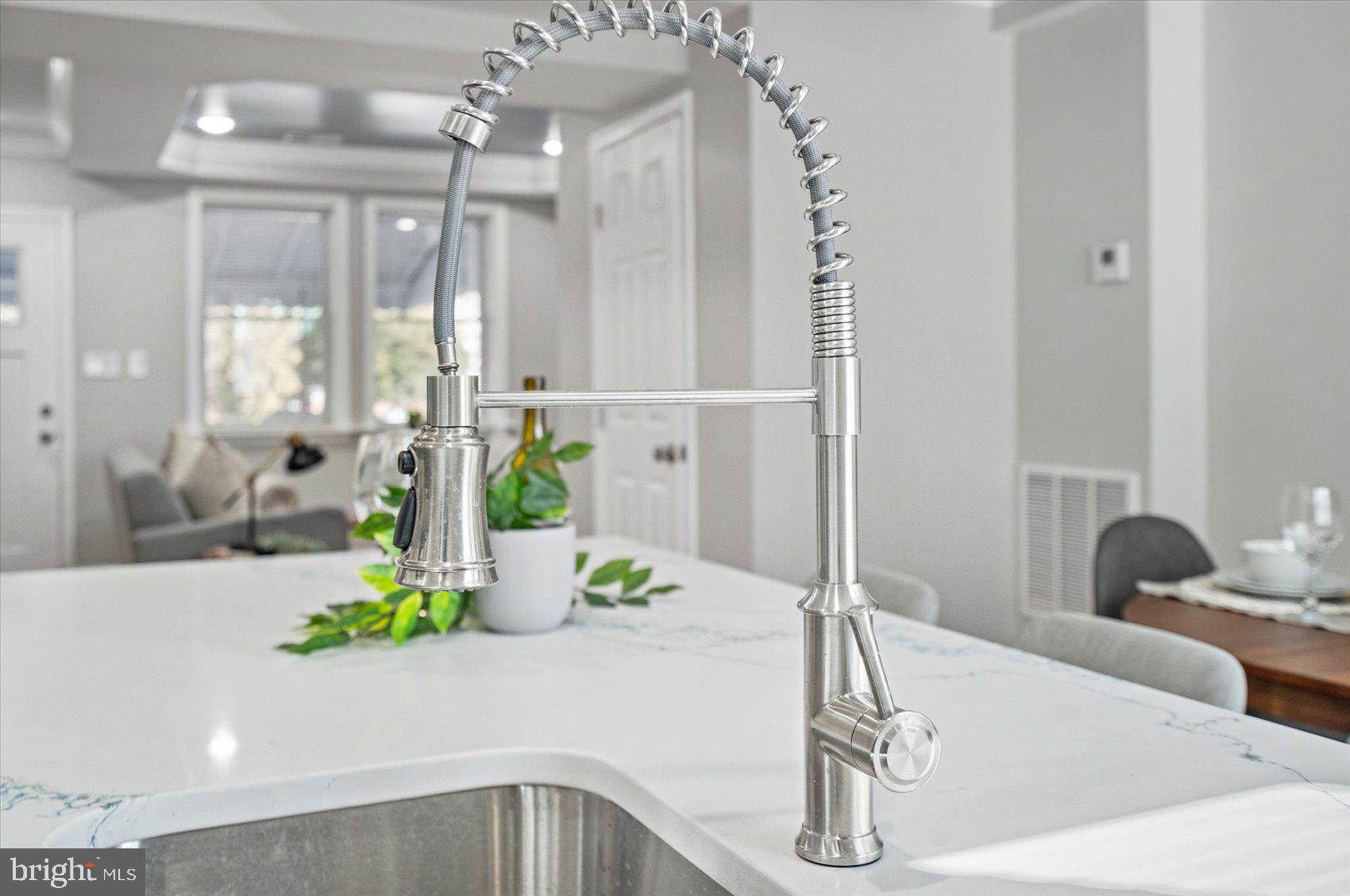 WOODMERE - Residential