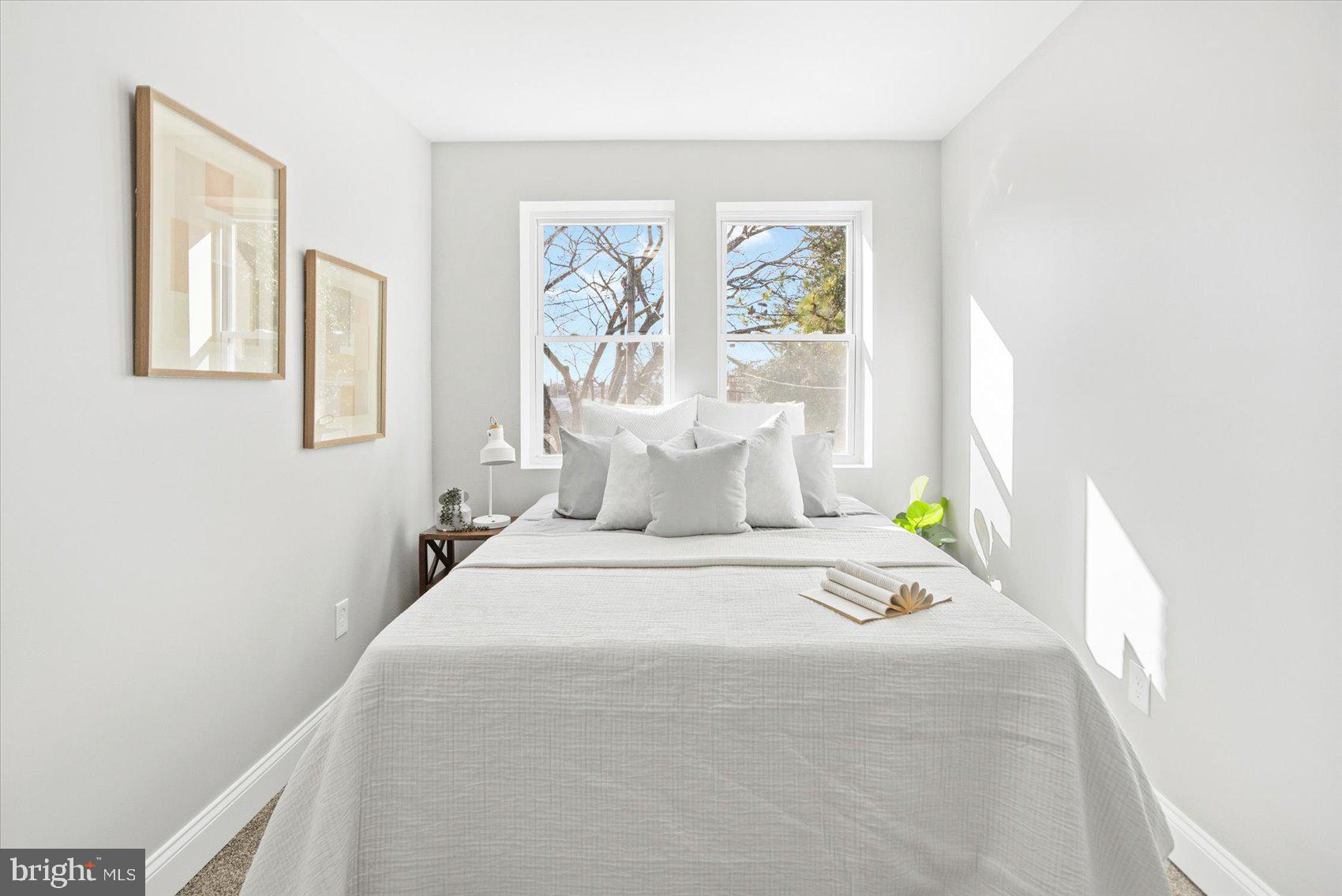 WOODMERE - Residential