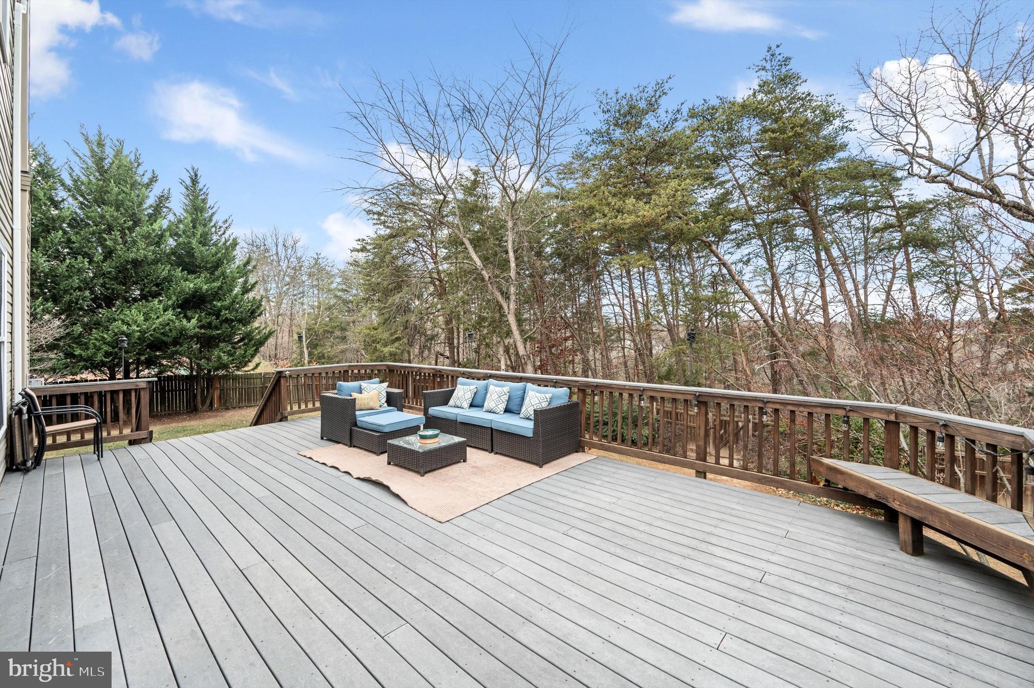 FIELDSTONE - Residential