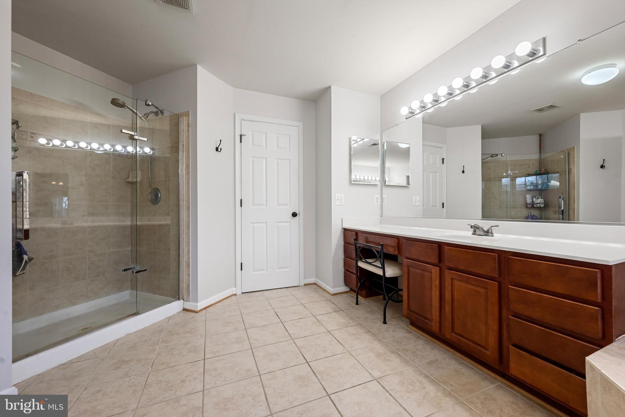 FIELDSTONE - Residential