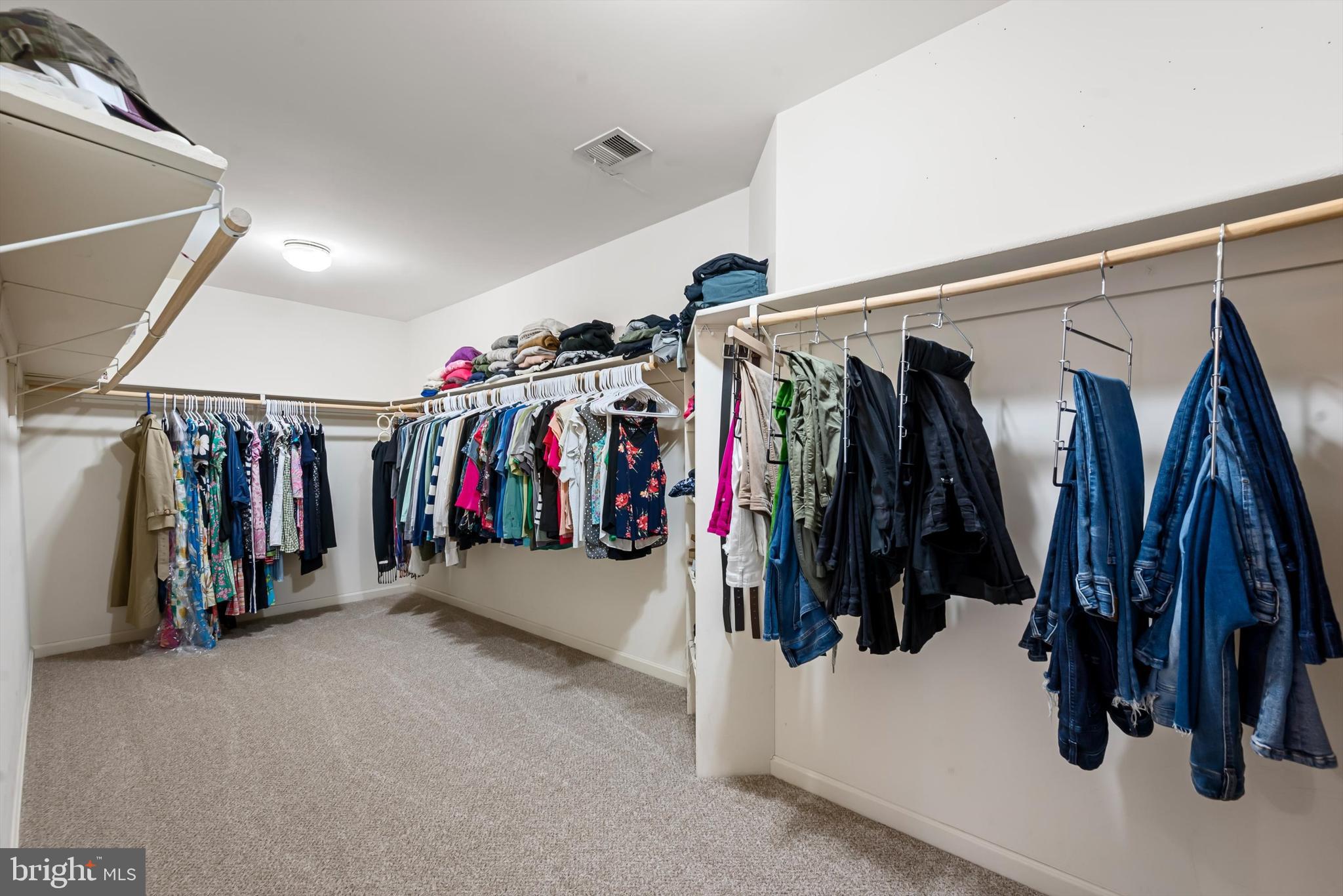 FIELDSTONE - Residential