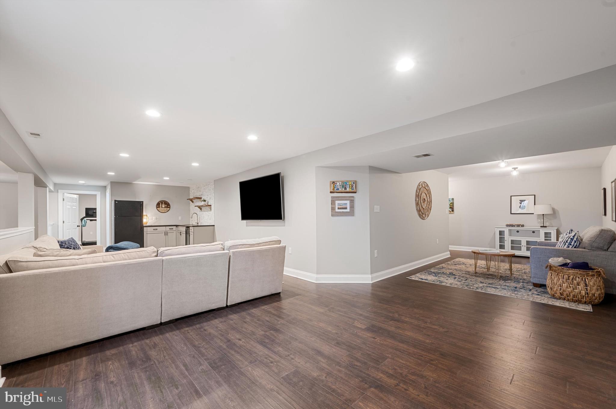 FIELDSTONE - Residential