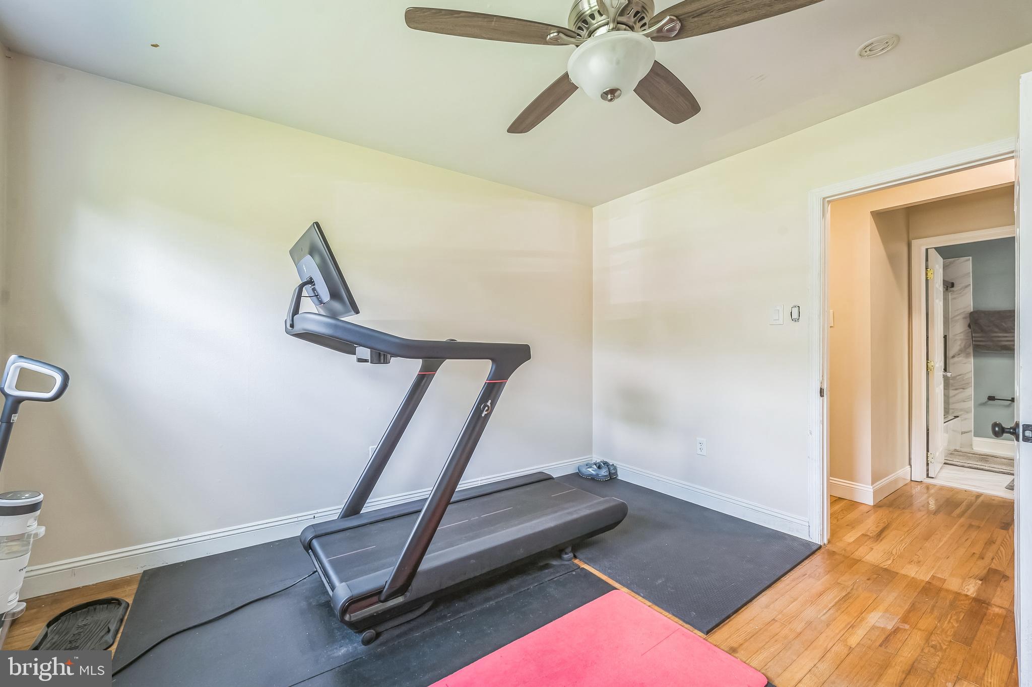 ORCHARD HILLS - Residential