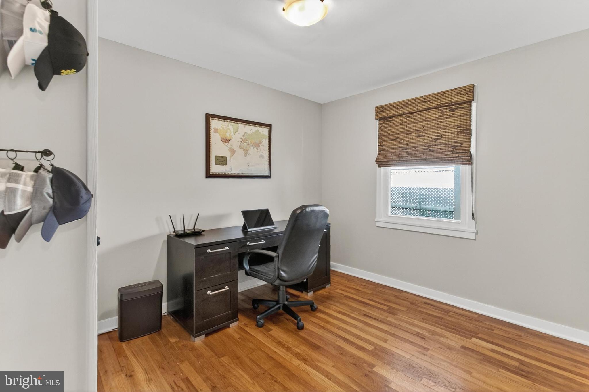 HOME CREST - Residential Lease