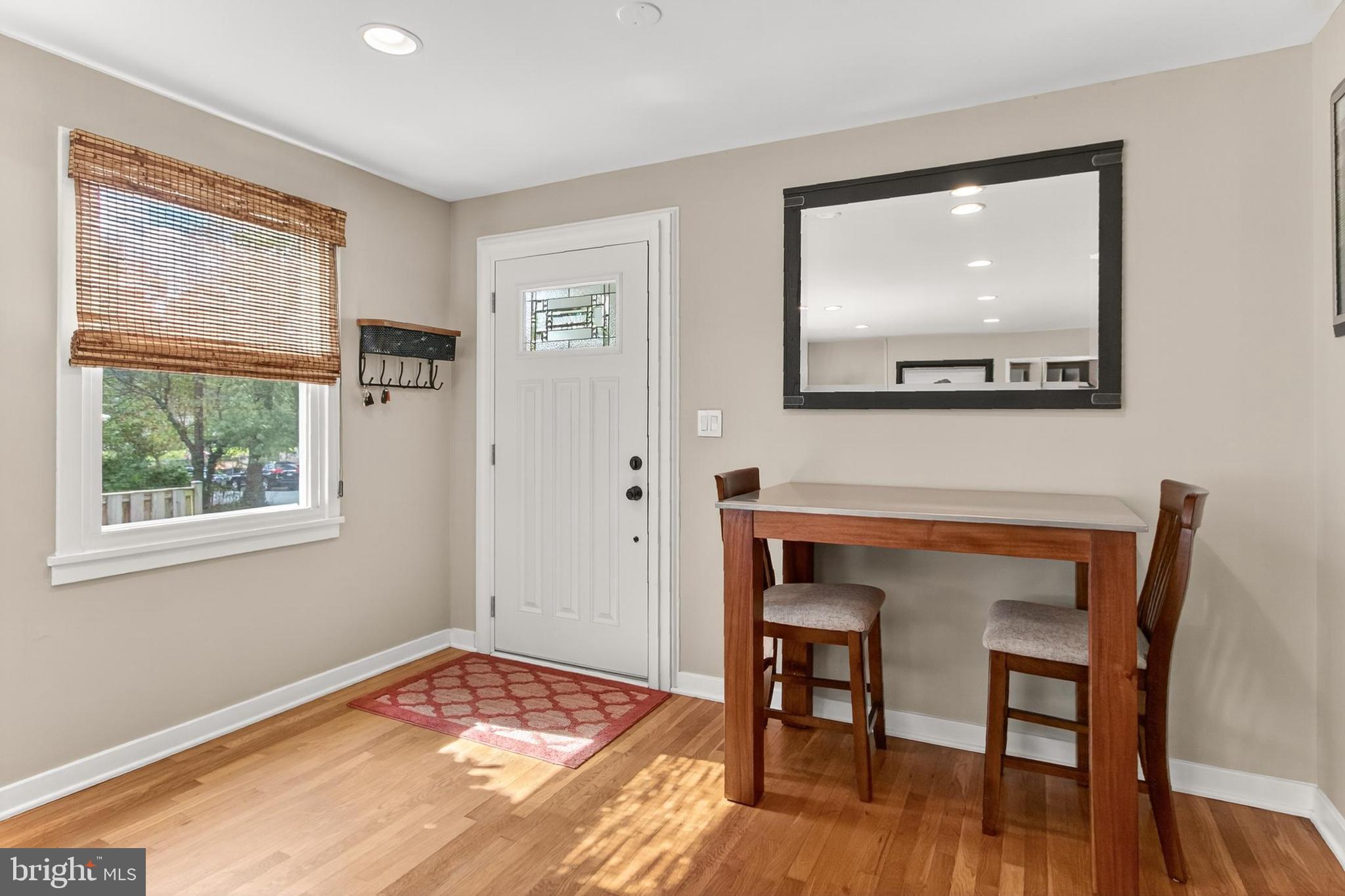 HOME CREST - Residential Lease