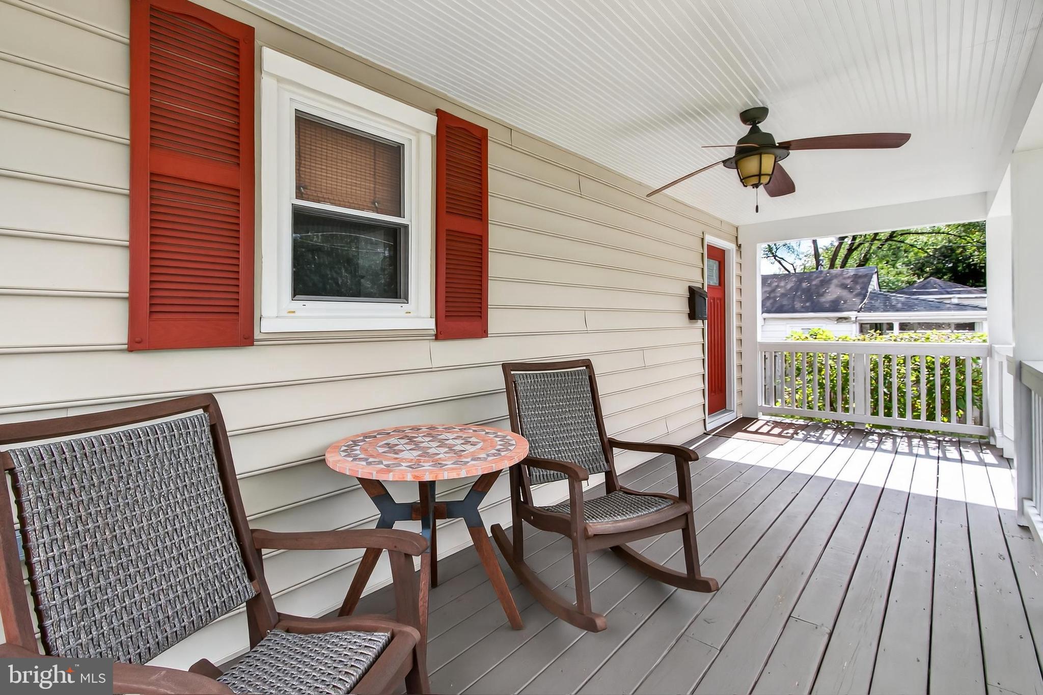 HOME CREST - Residential Lease