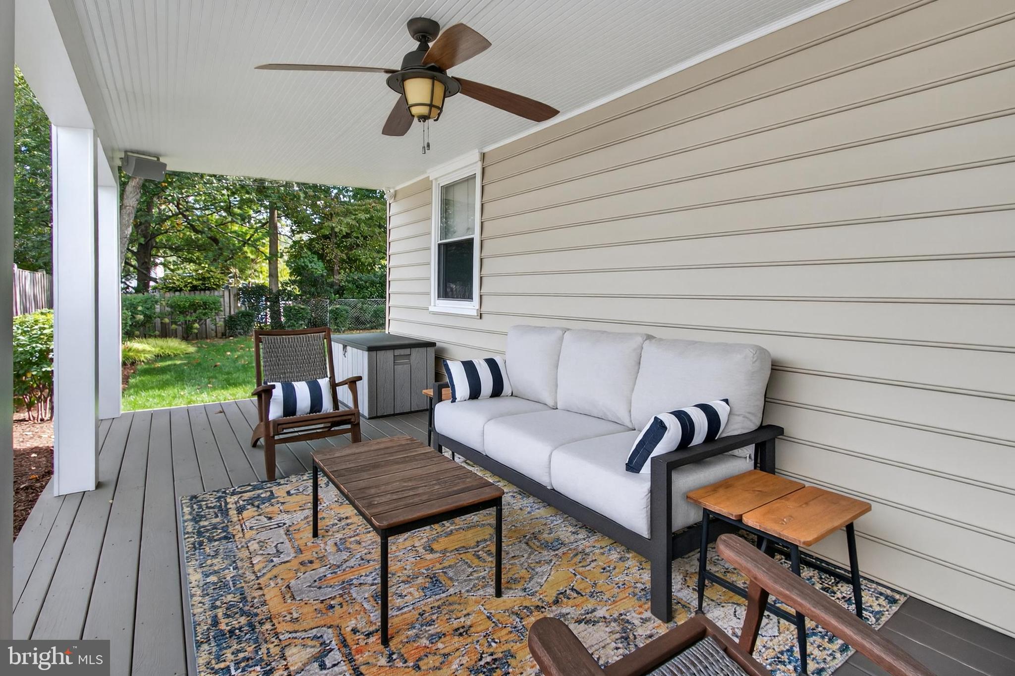 HOME CREST - Residential Lease