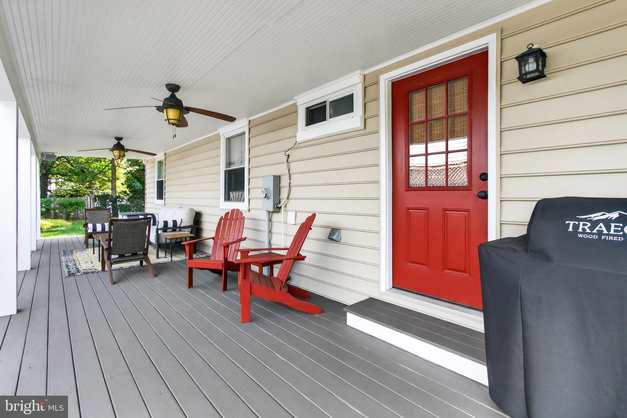 HOME CREST - Residential Lease