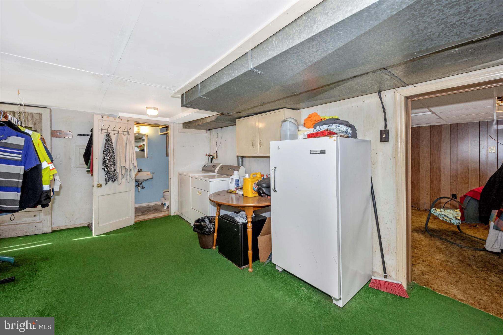 LINDEN HILLS - Residential