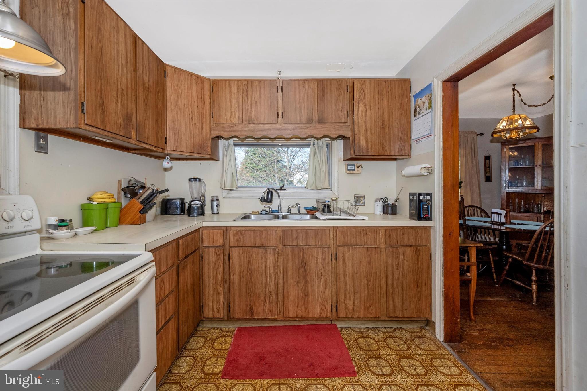 LINDEN HILLS - Residential