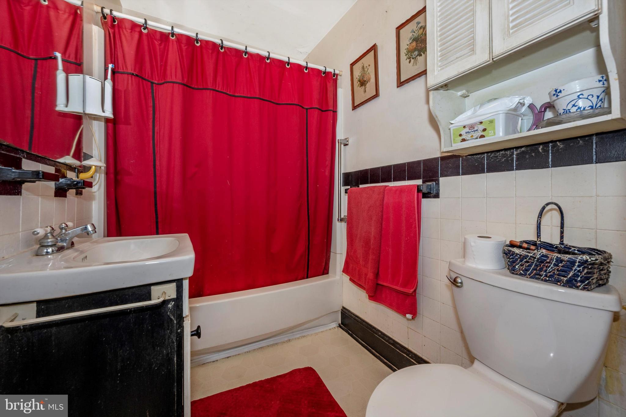 LINDEN HILLS - Residential