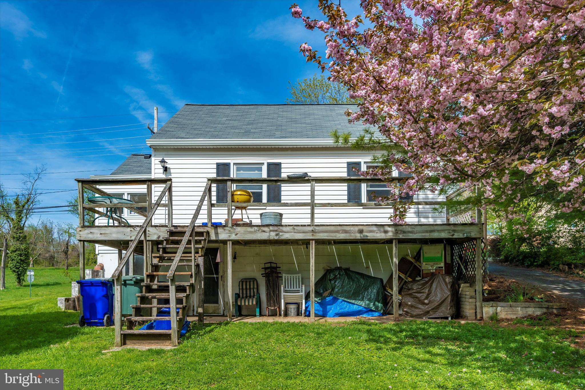 LINDEN HILLS - Residential