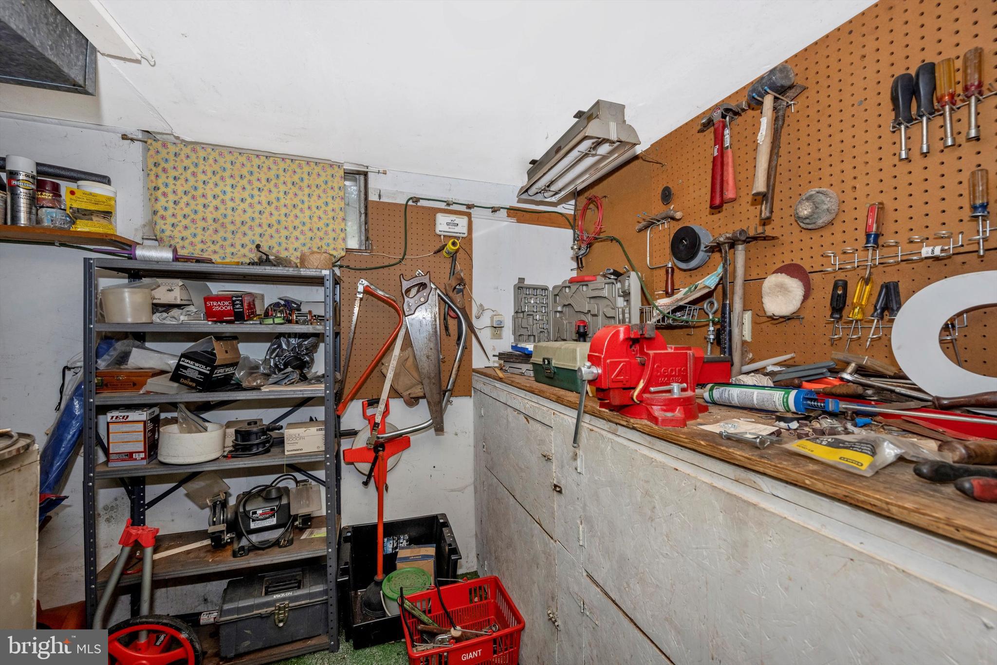 LINDEN HILLS - Residential