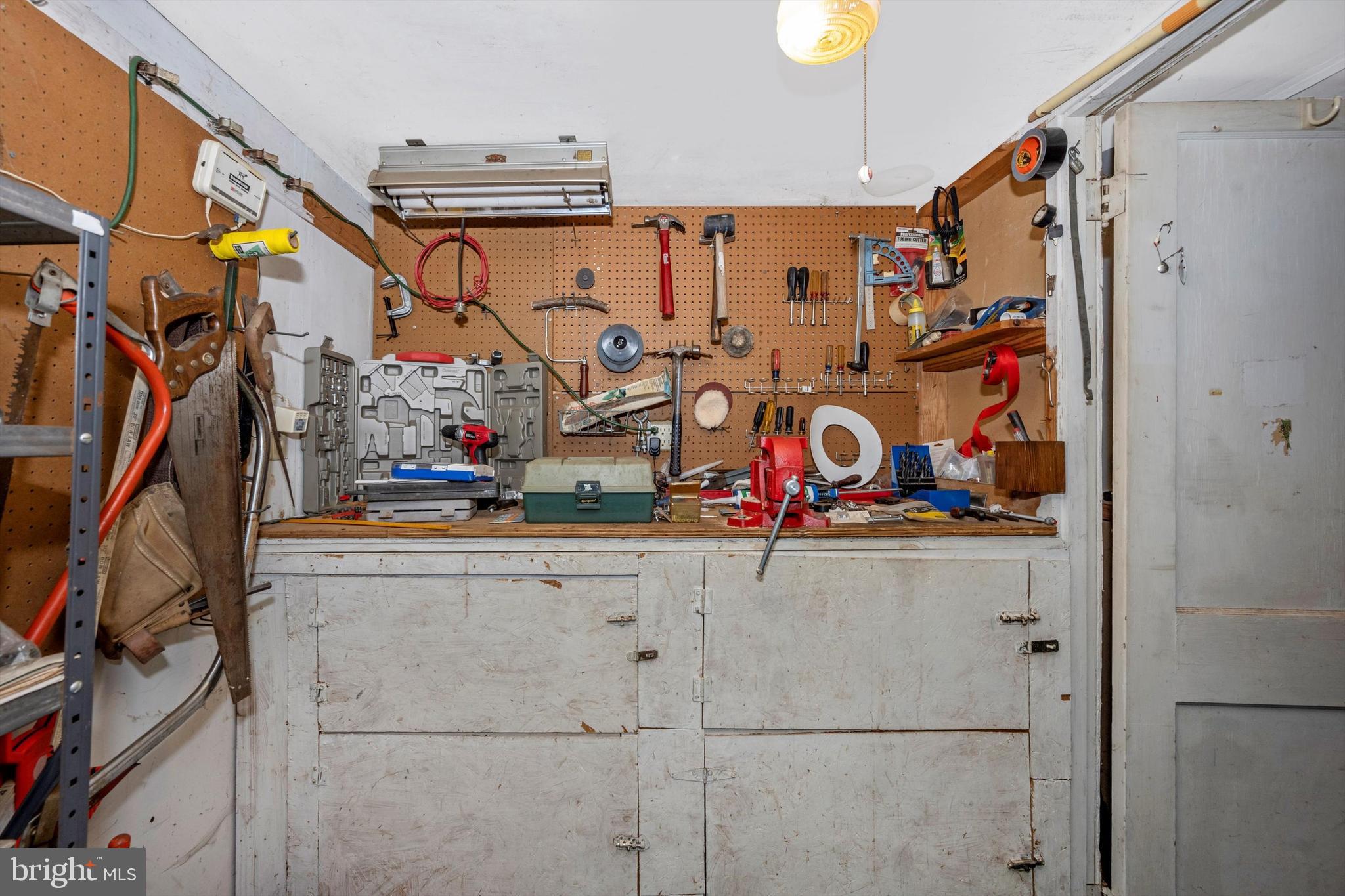 LINDEN HILLS - Residential