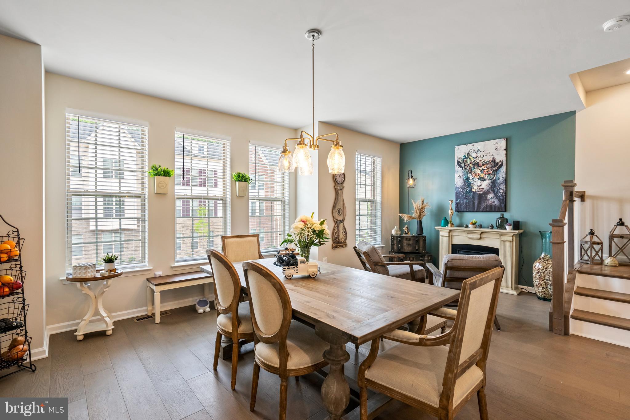 EAST QUARTER - Residential