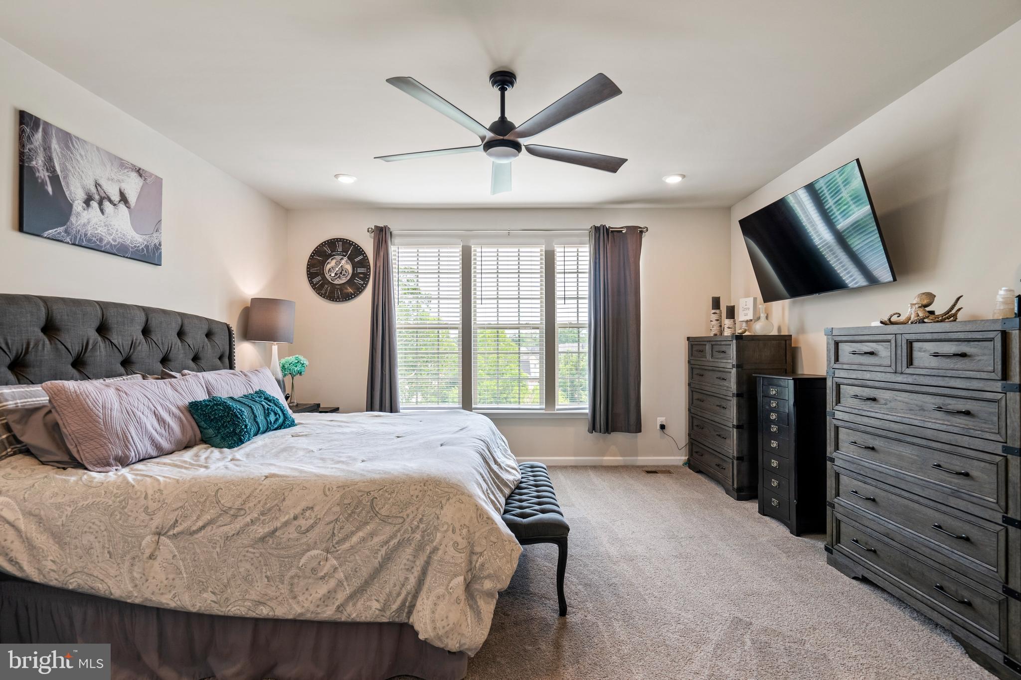 EAST QUARTER - Residential