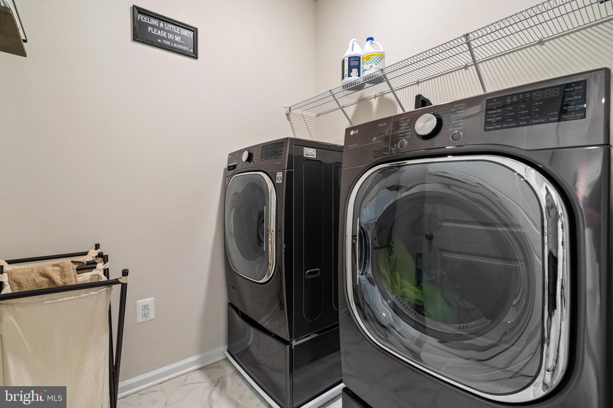 EAST QUARTER - Residential