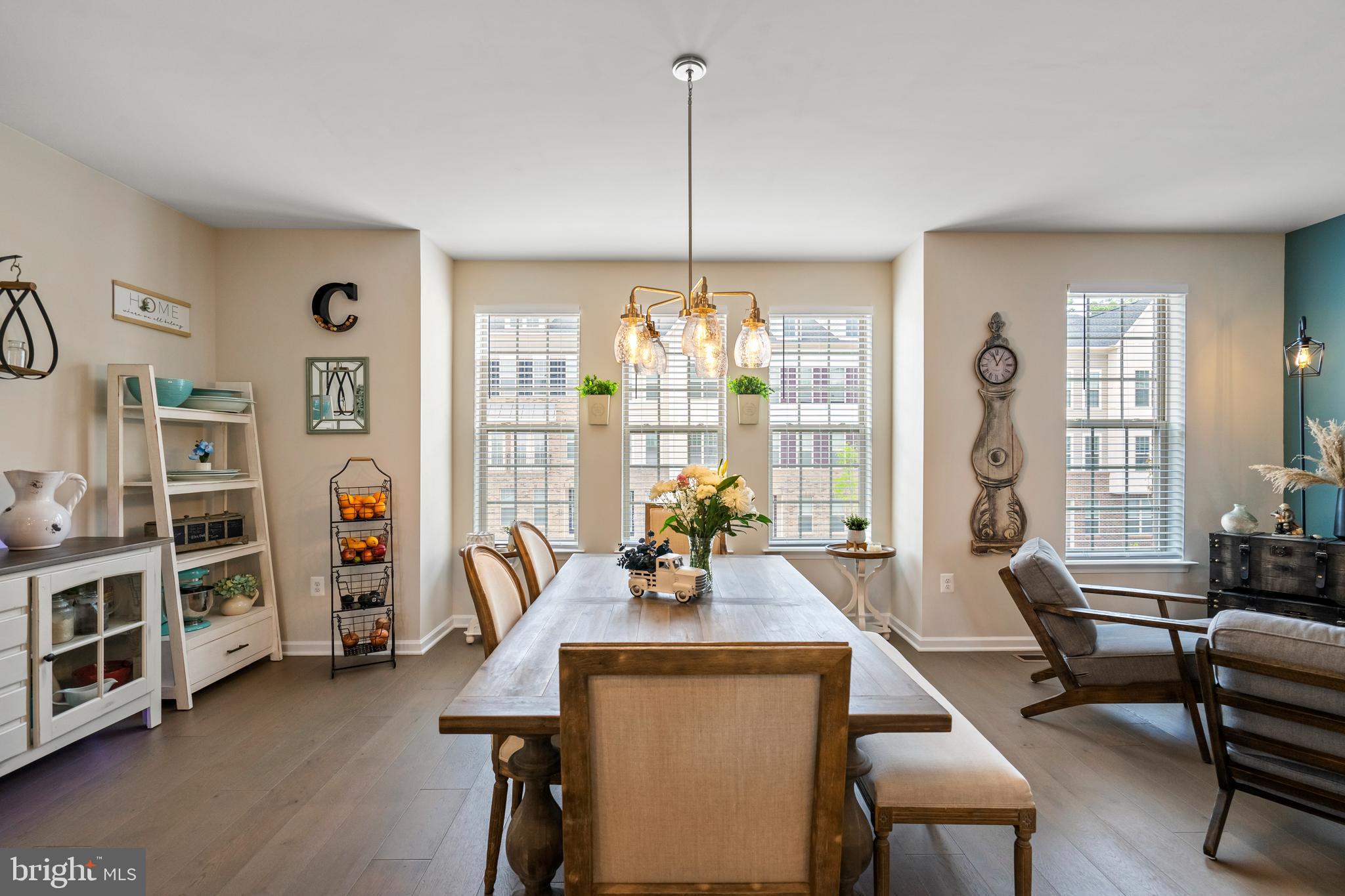 EAST QUARTER - Residential