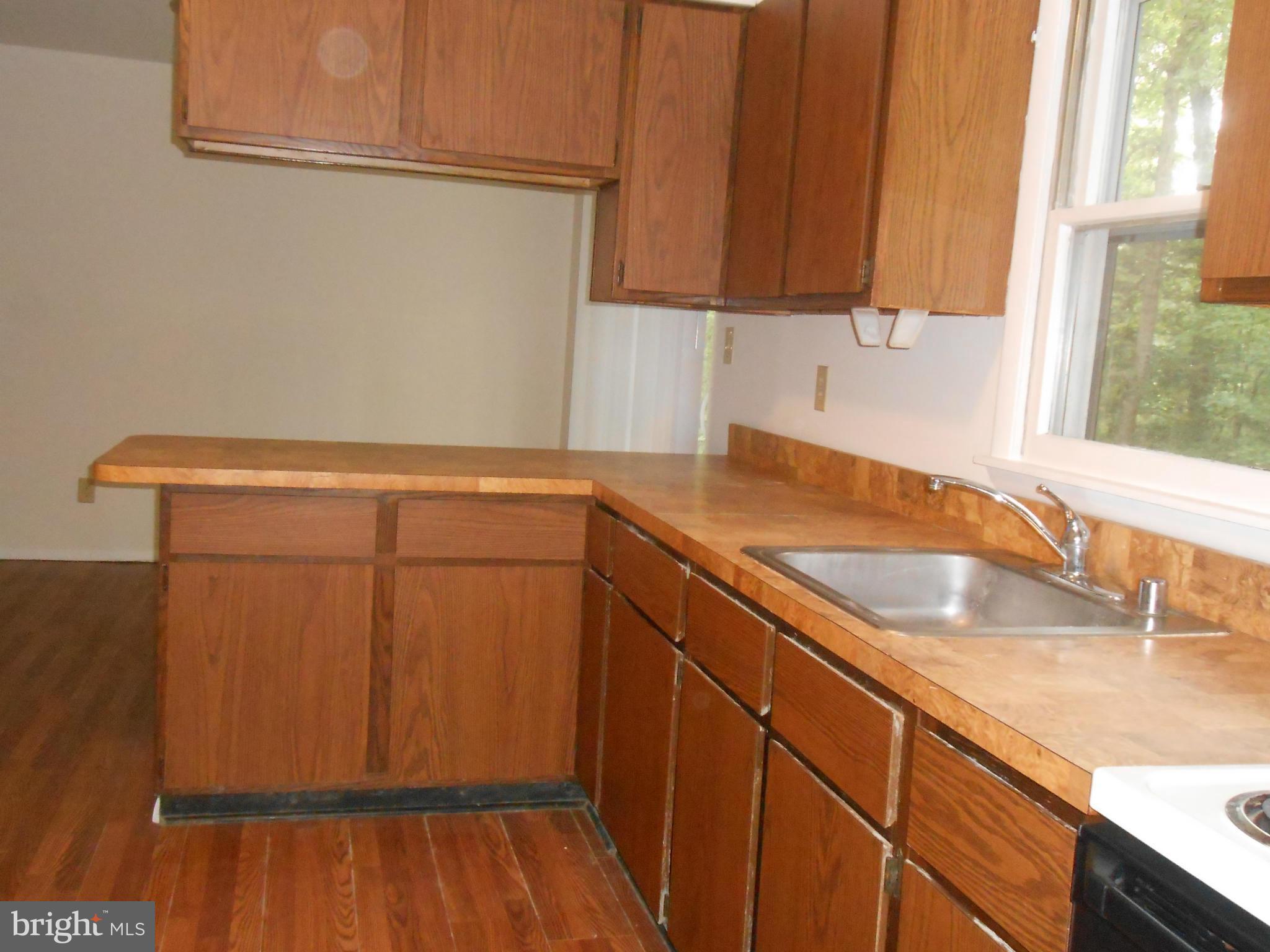 MAPLE RUN - Residential Lease