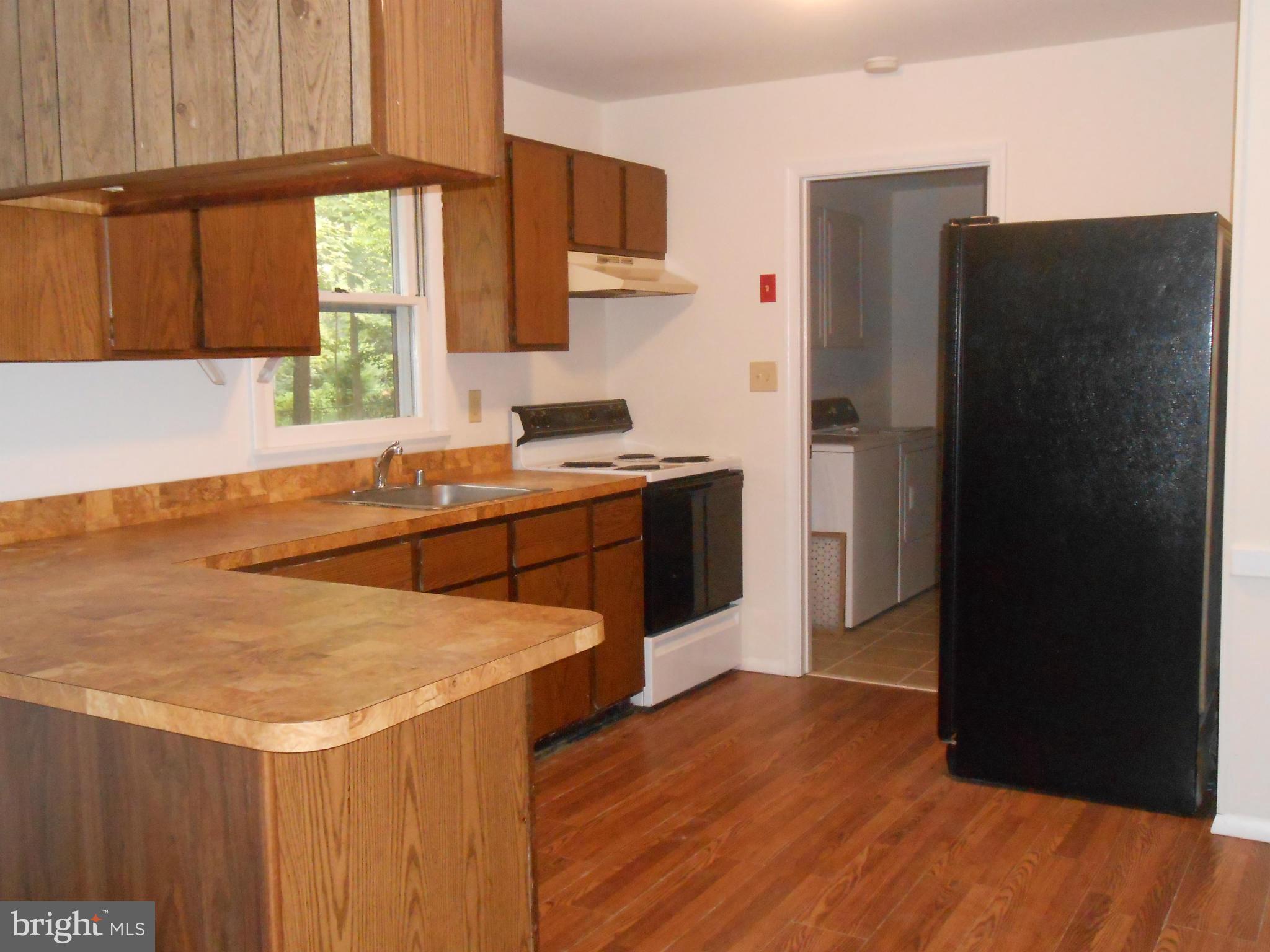 MAPLE RUN - Residential Lease