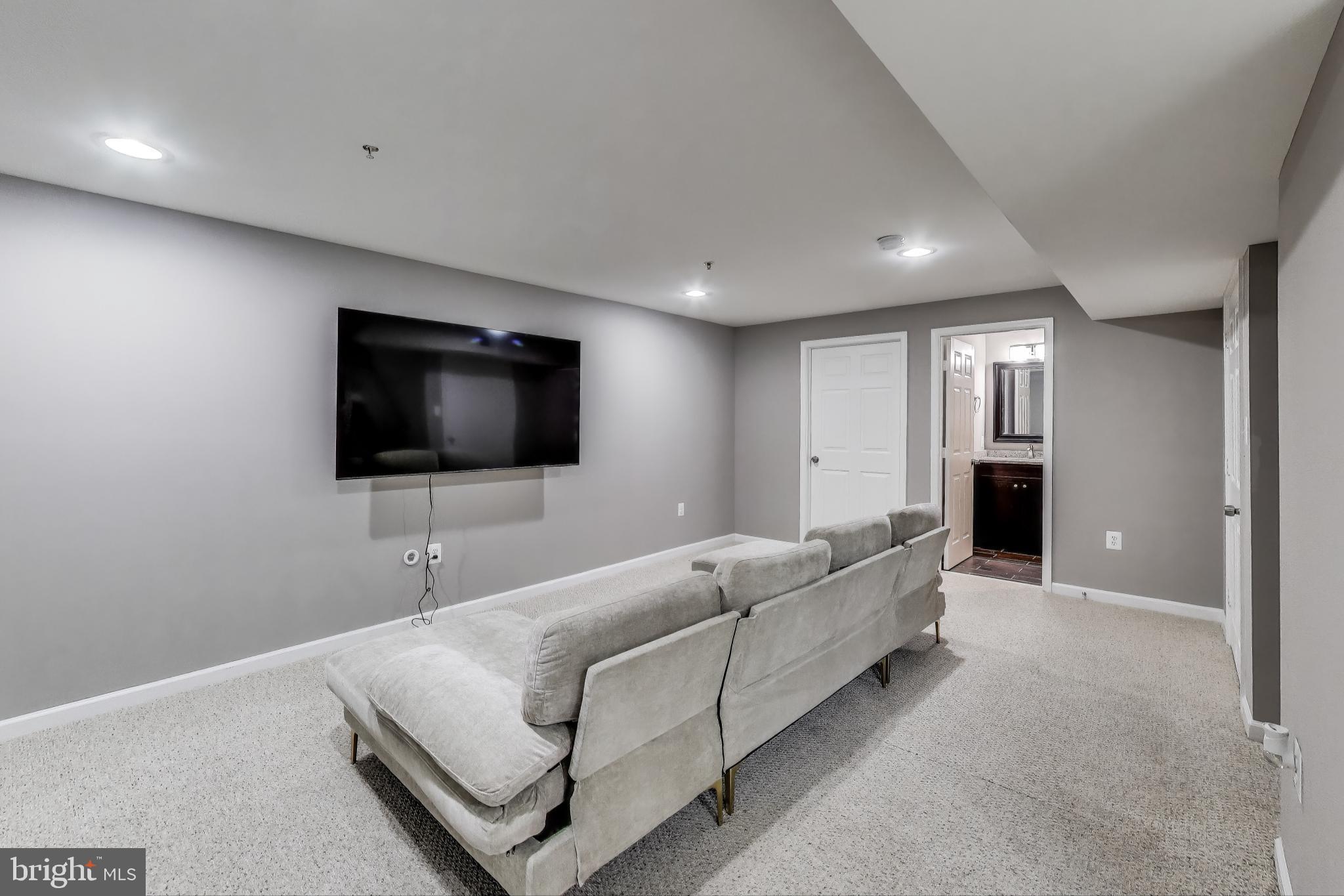 GREATER CAPITOL - Residential