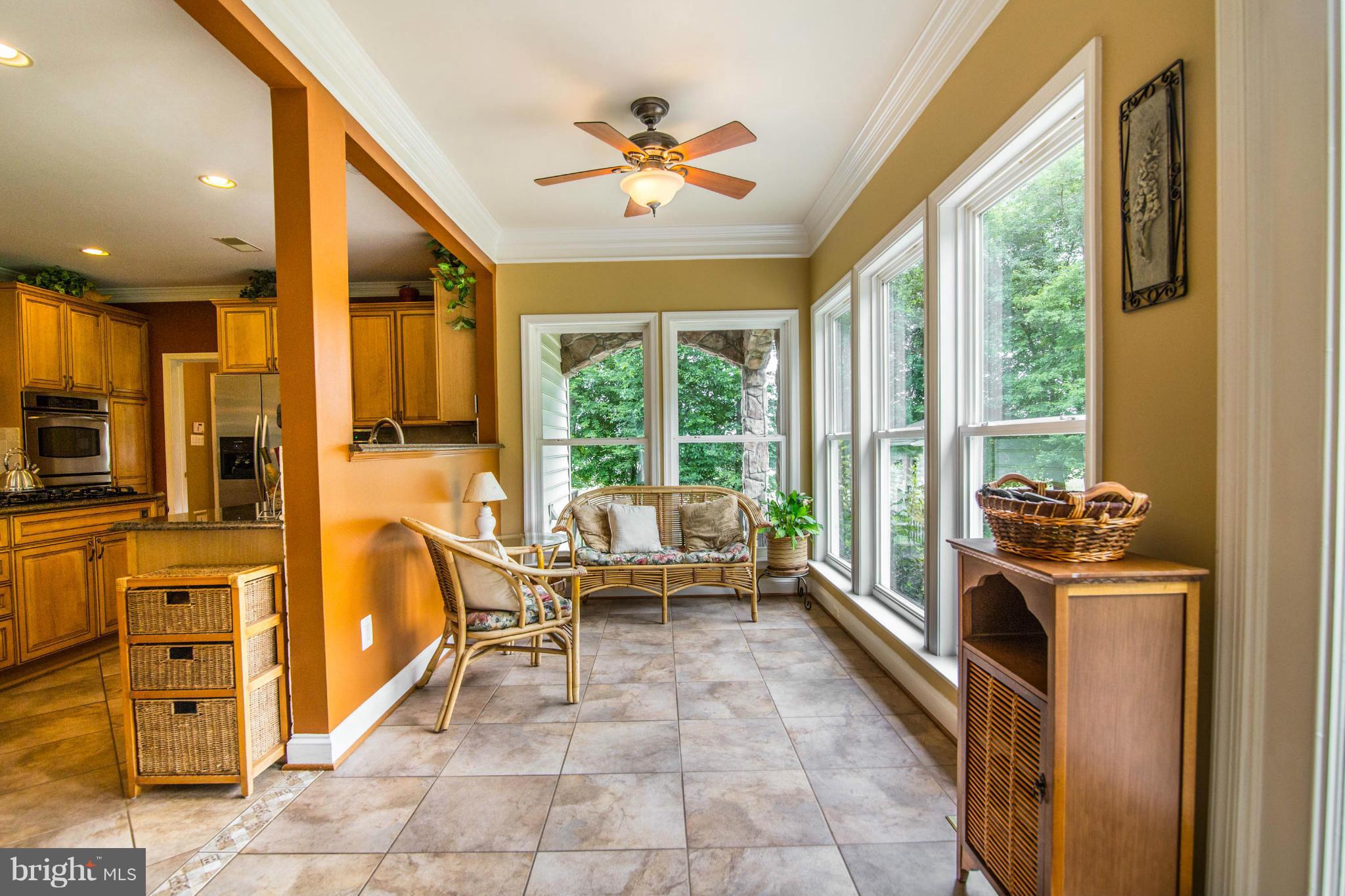 LOVELLA - Residential