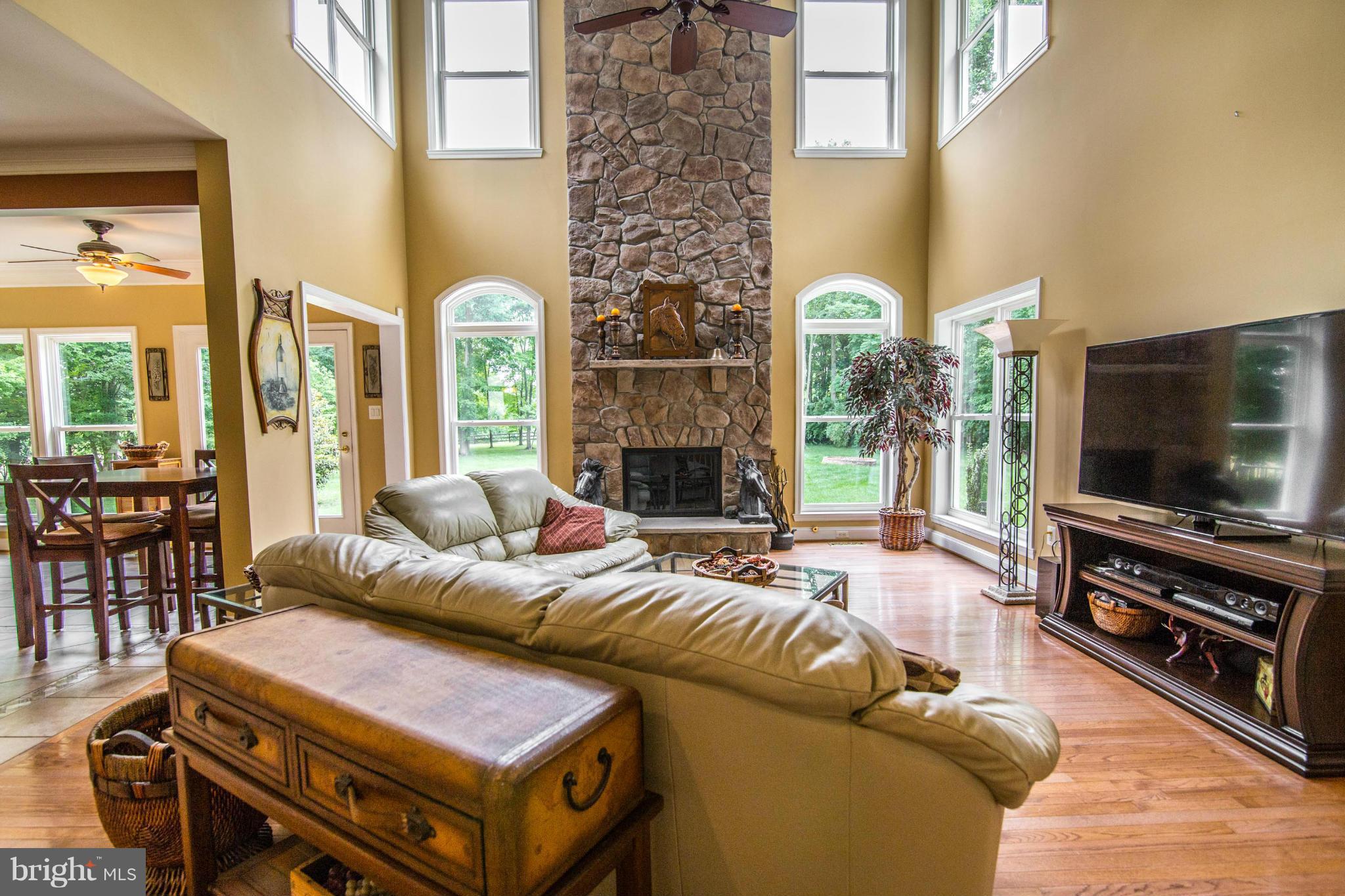 LOVELLA - Residential