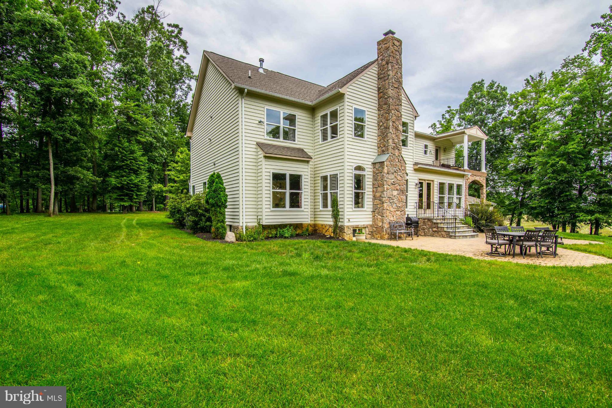 LOVELLA - Residential