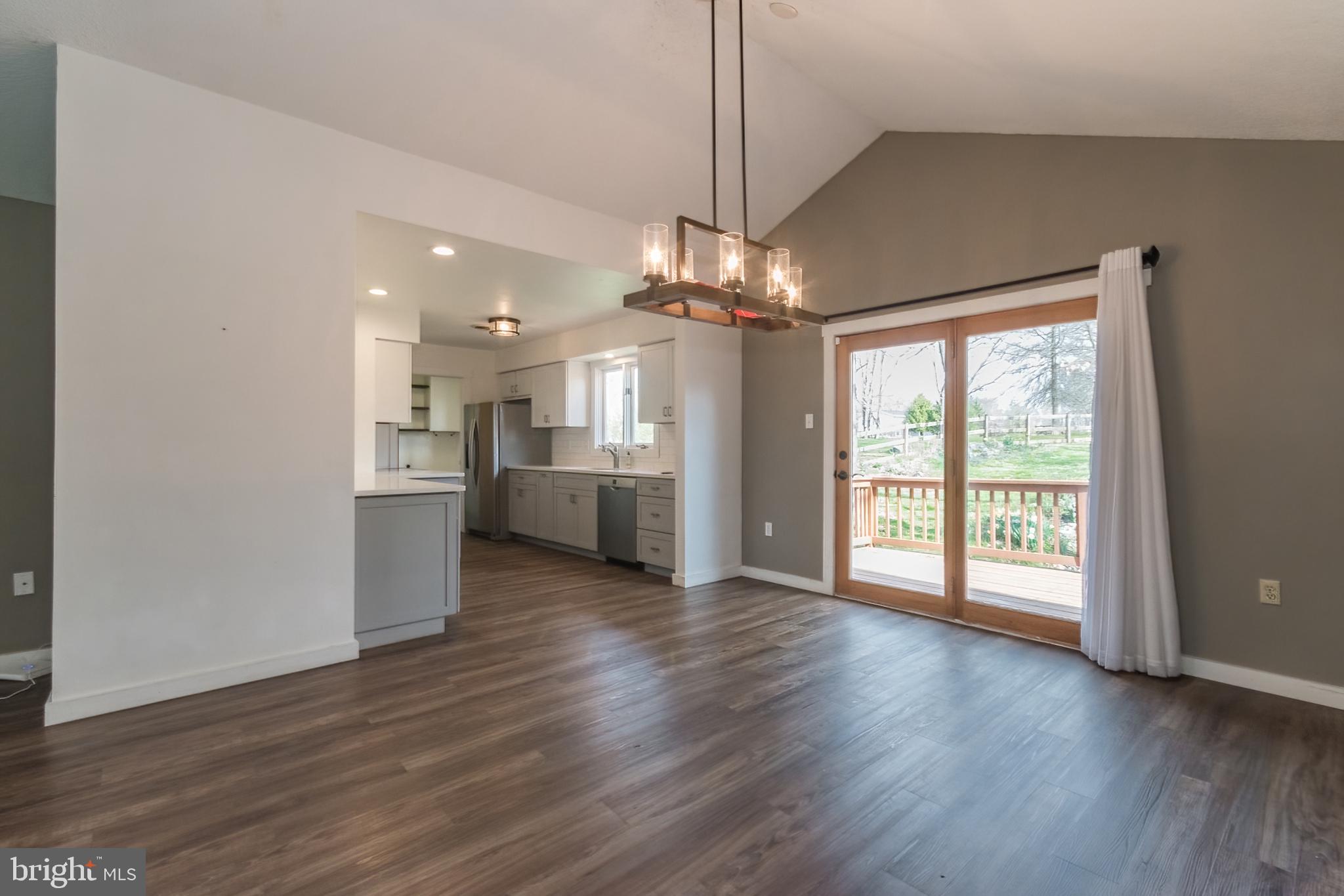 WOODBRIER MANOR - Residential