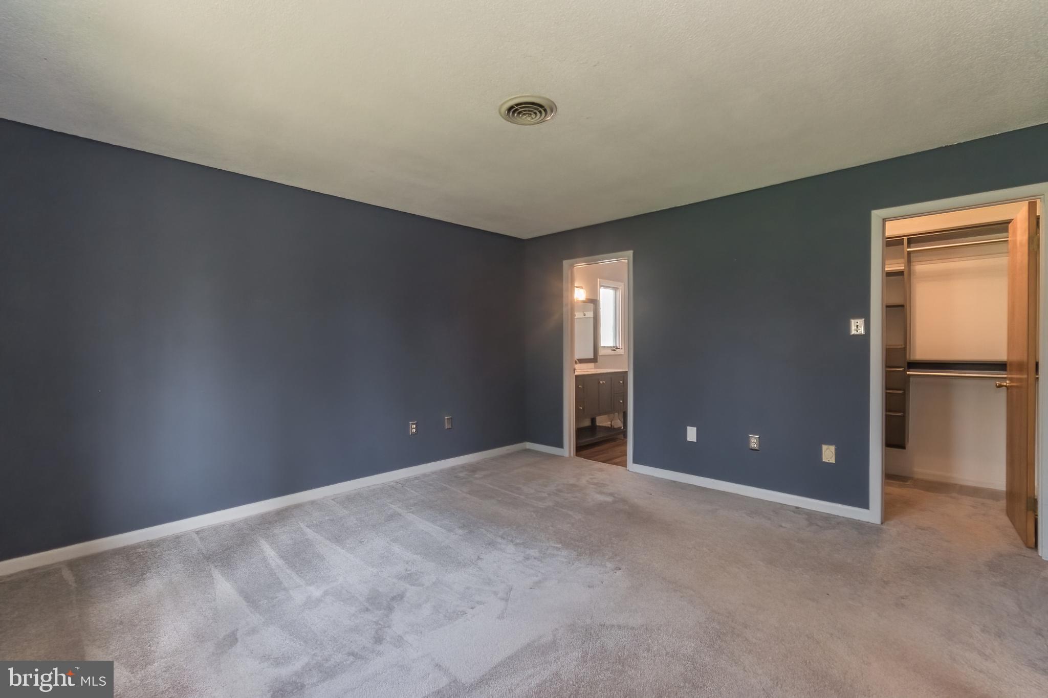 WOODBRIER MANOR - Residential