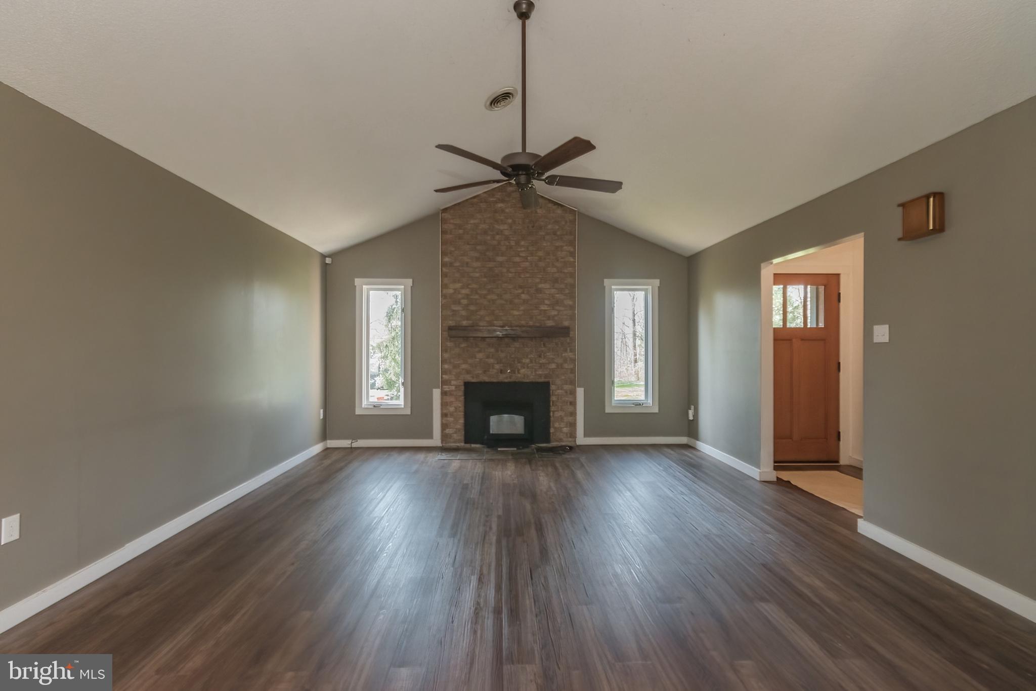 WOODBRIER MANOR - Residential