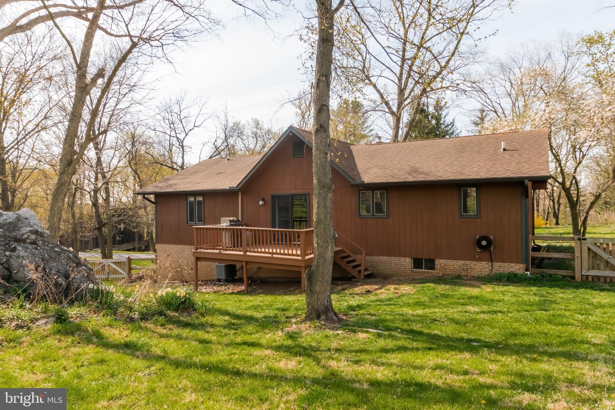 WOODBRIER MANOR - Residential