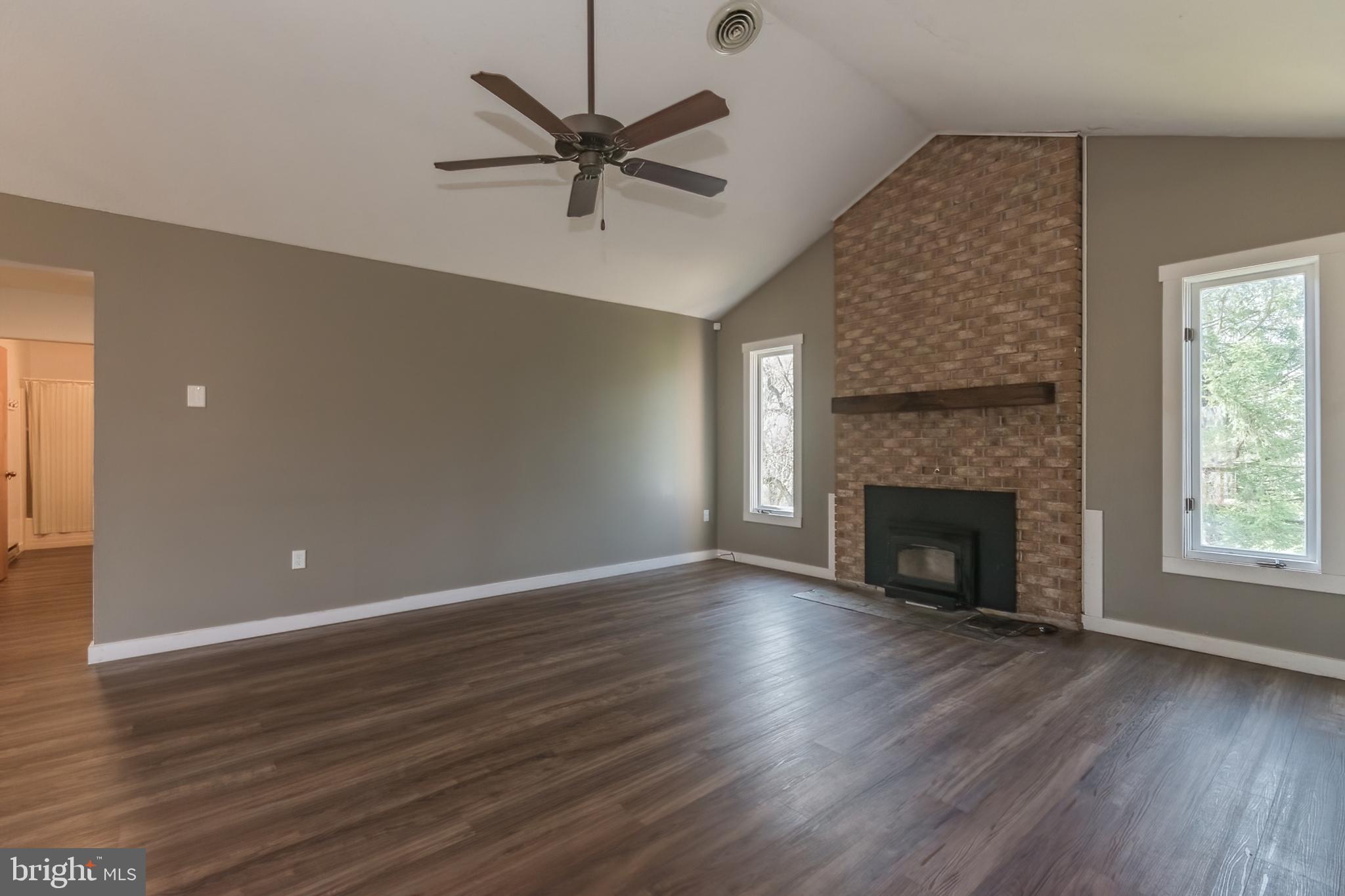 WOODBRIER MANOR - Residential