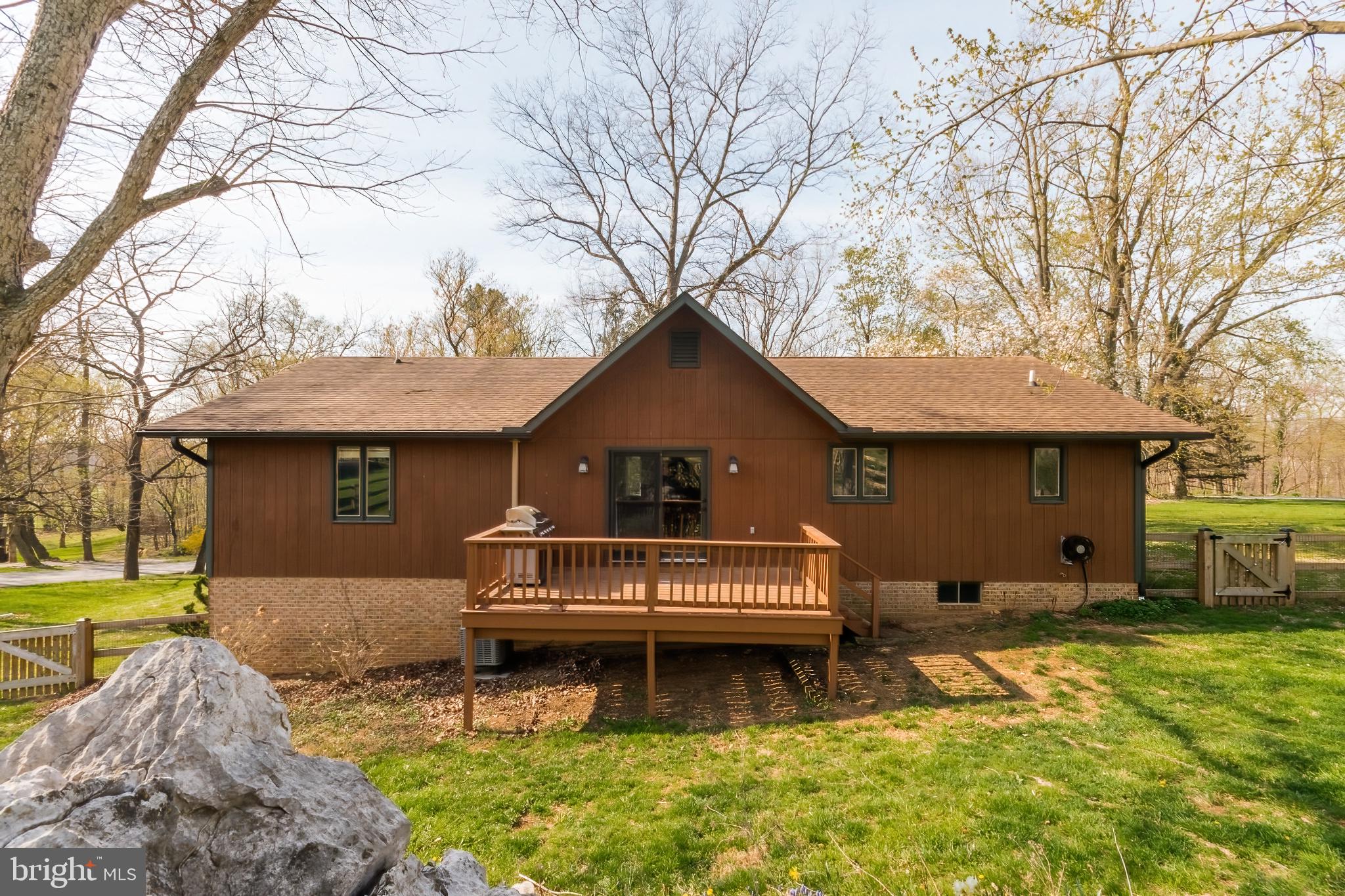 WOODBRIER MANOR - Residential