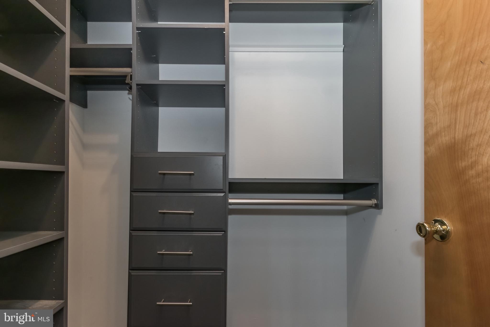 WOODBRIER MANOR - Residential