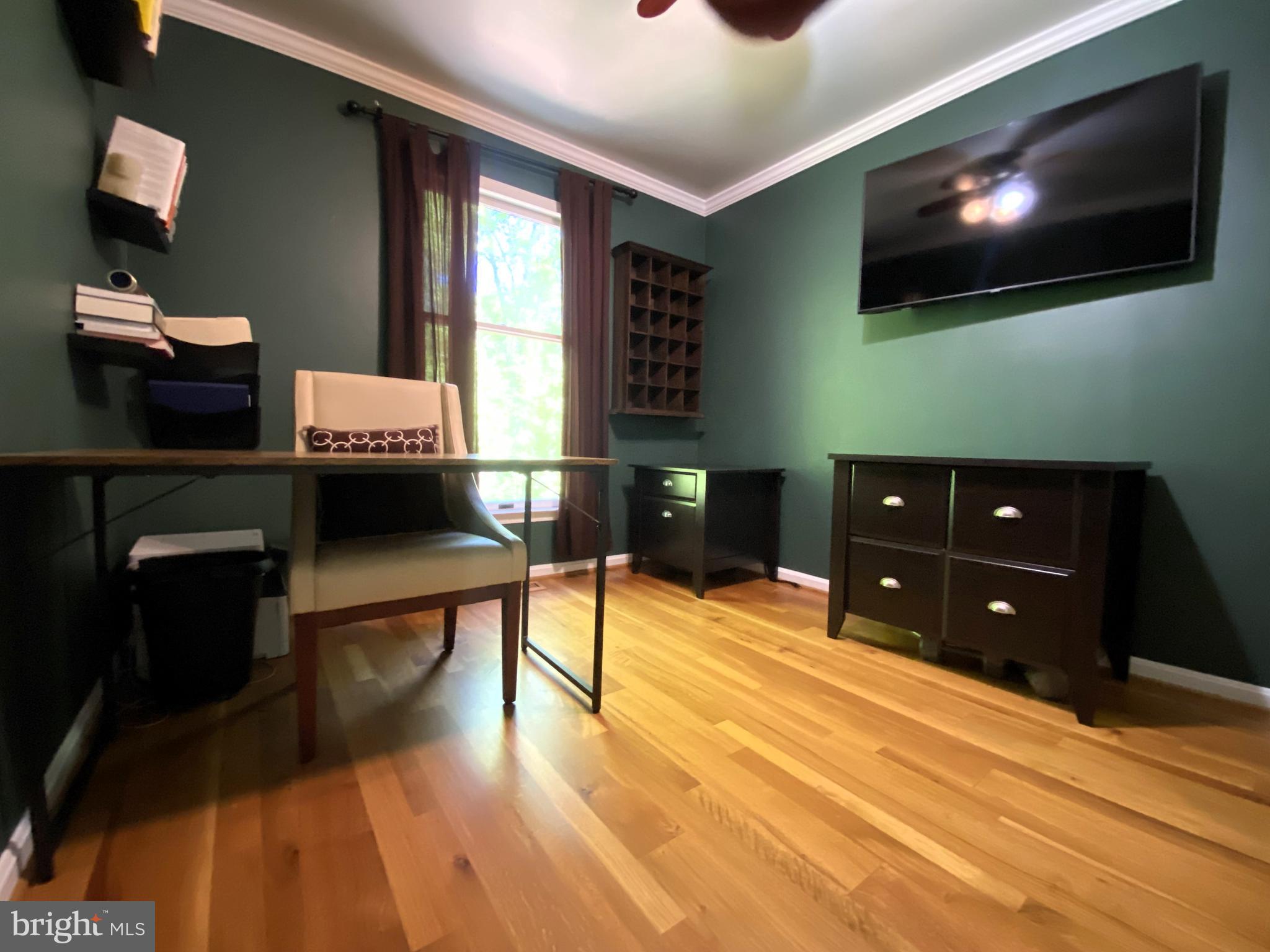 ASPEN WOODS - Residential Lease