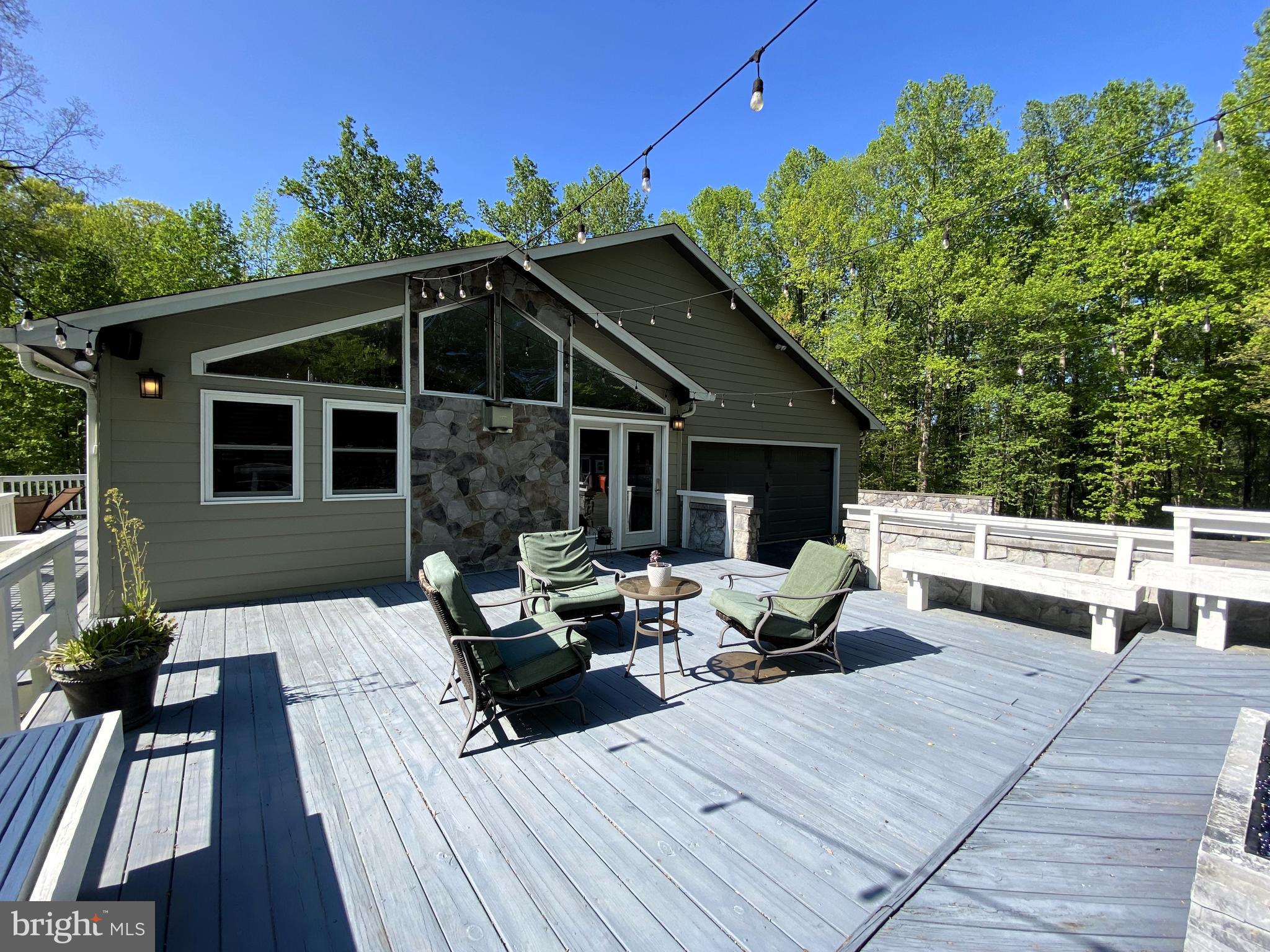 ASPEN WOODS - Residential Lease